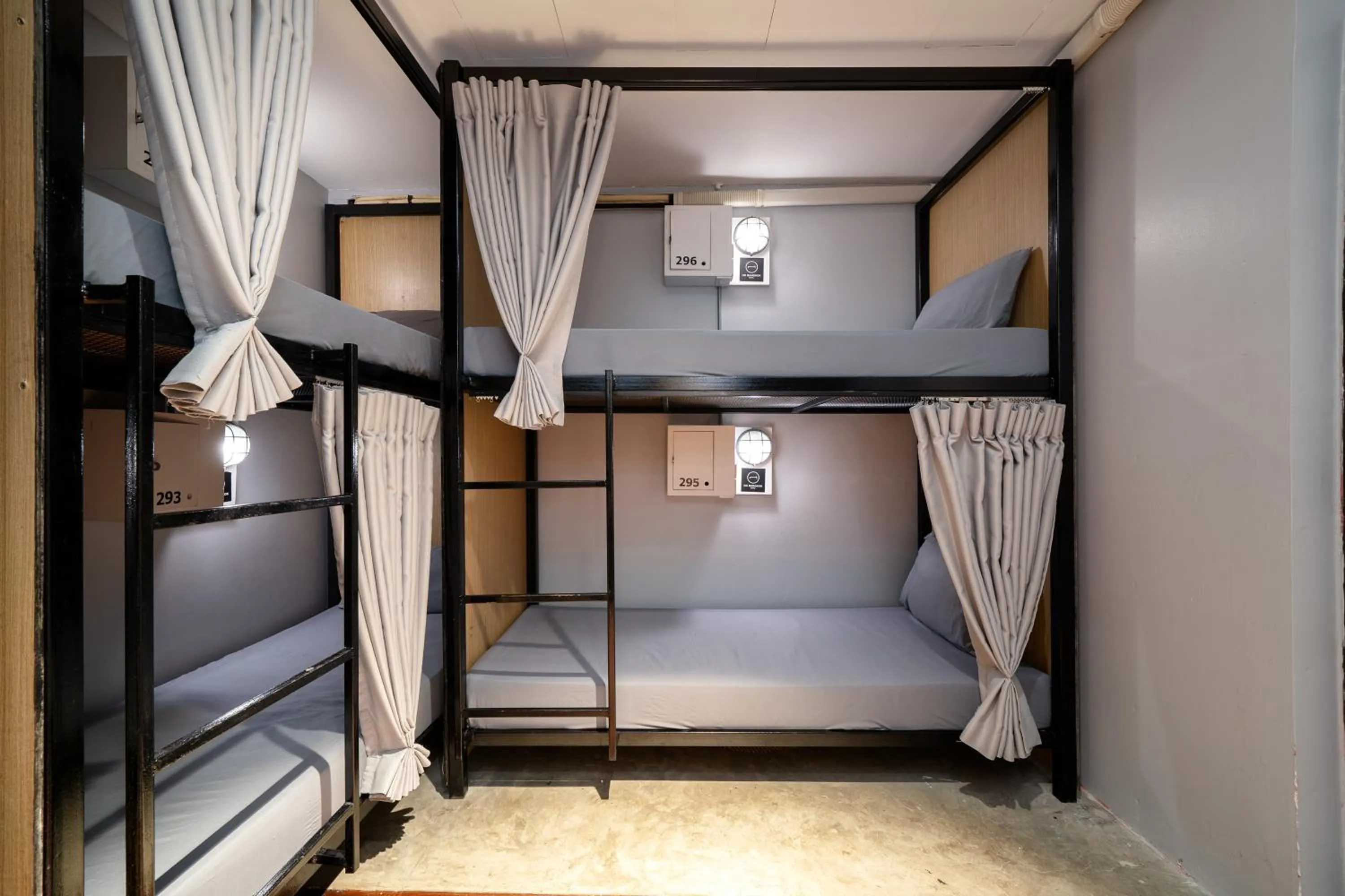 Bed in OH Hostels - Bangkok