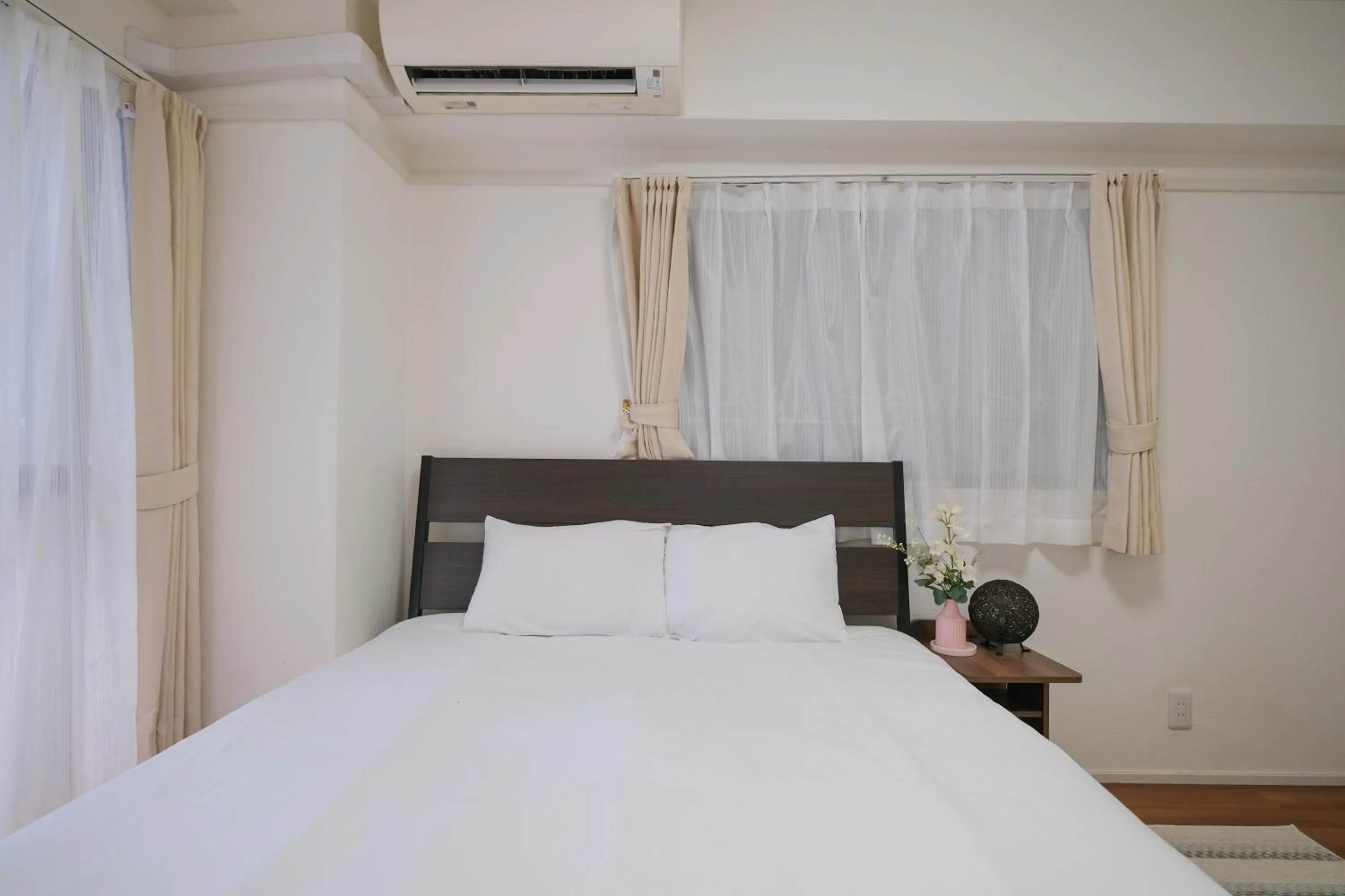 Bed in Ikebukuro La Rêve House