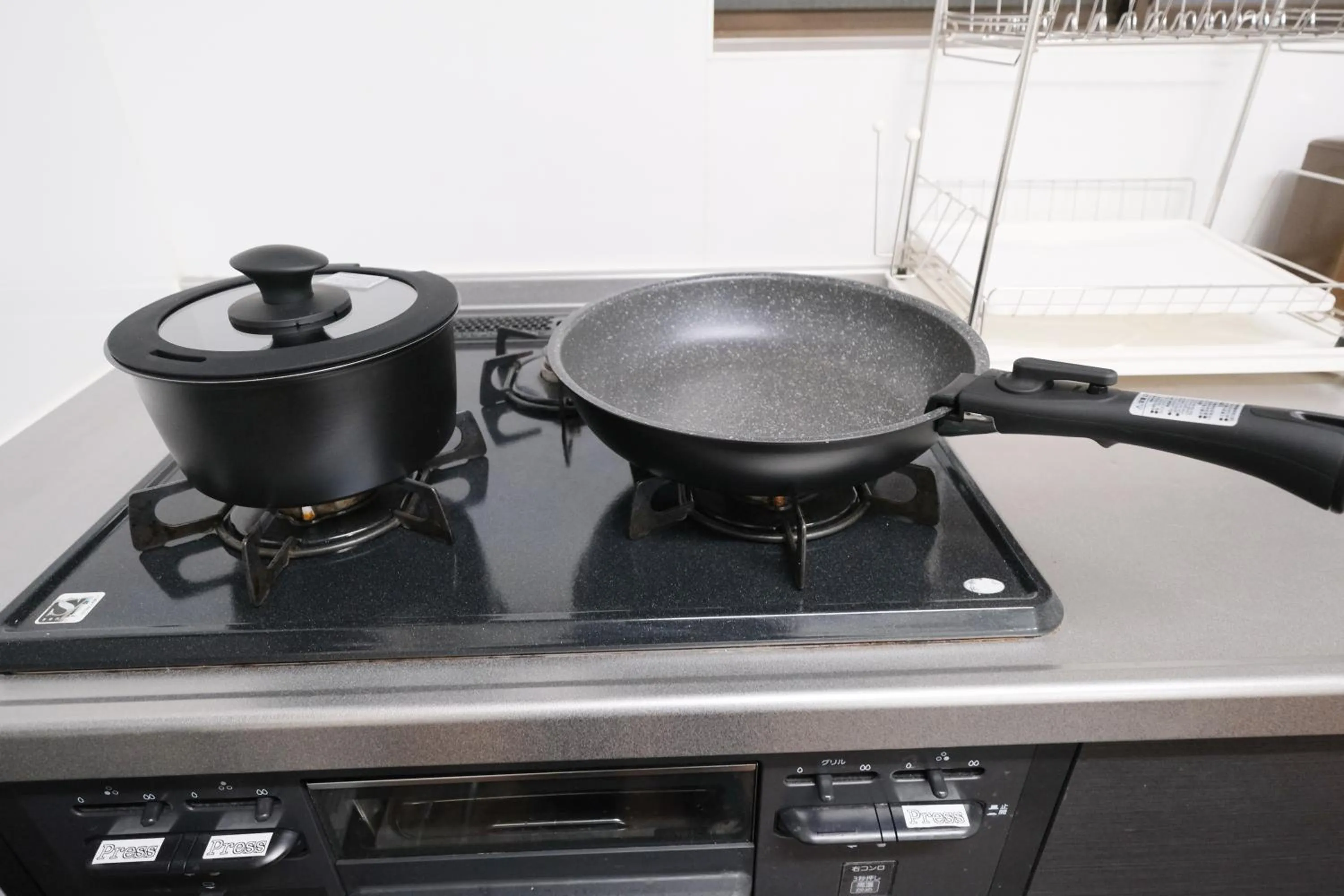 Kitchen or kitchenette in Ikebukuro La Rêve House