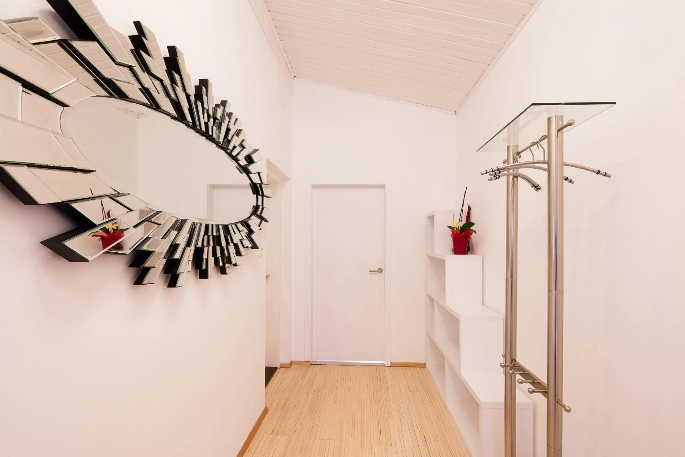 Decorative detail in W & S Executive Apartments - Hallstatt I