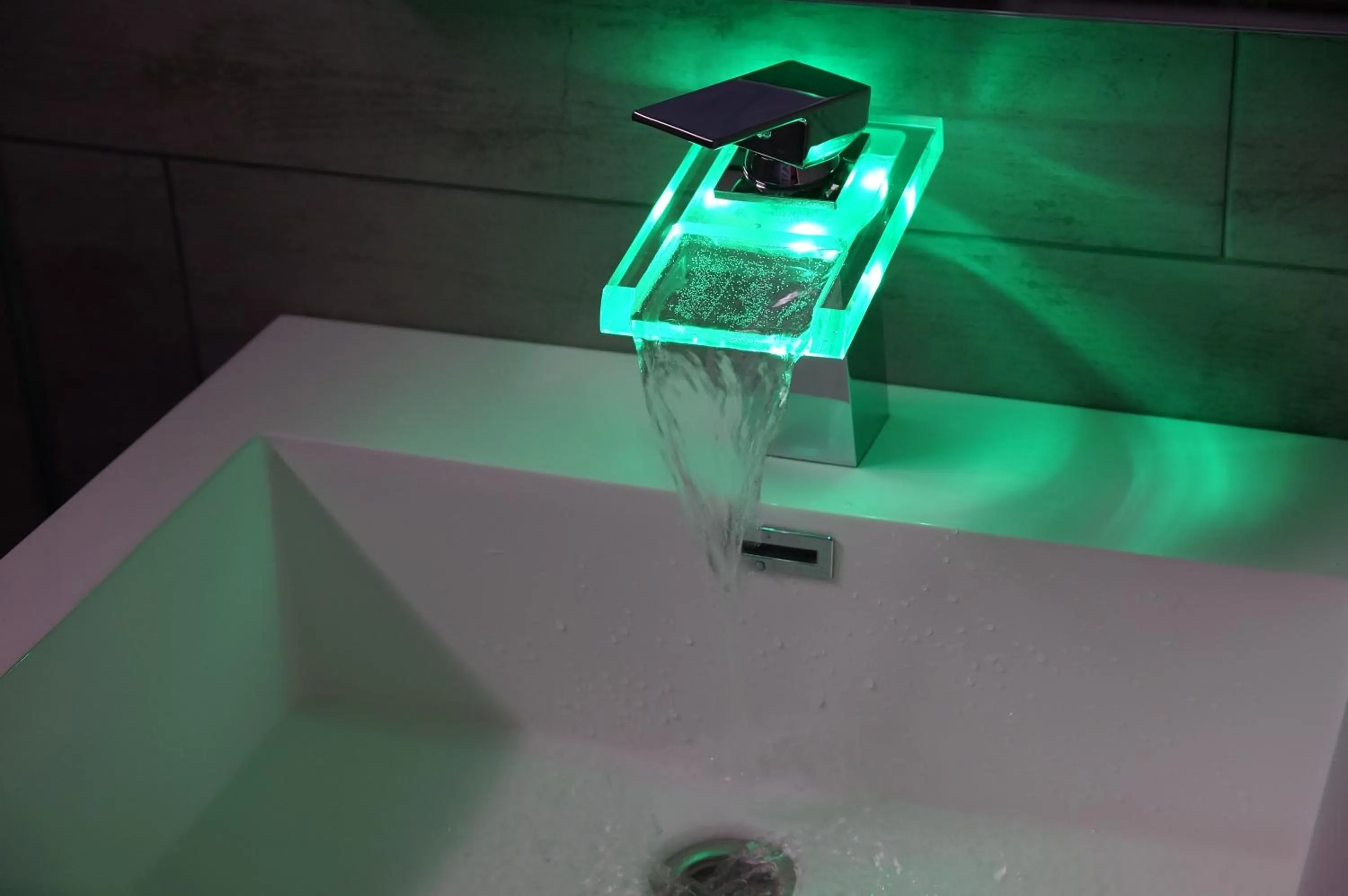 Bathroom in W & S Executive Apartments - Hallstatt I