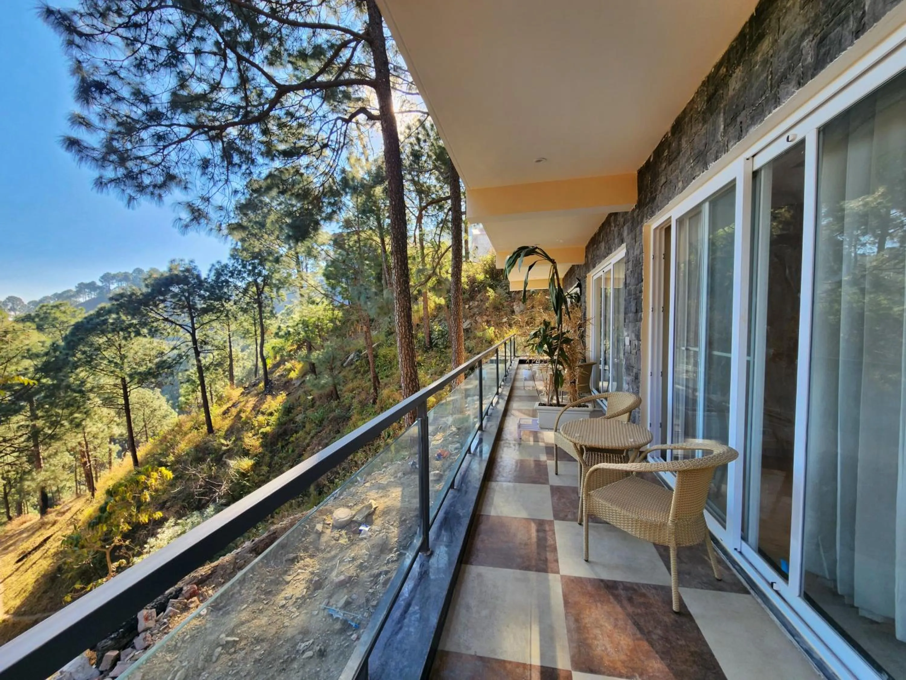 Balcony/Terrace in The Hamilton Kasauli