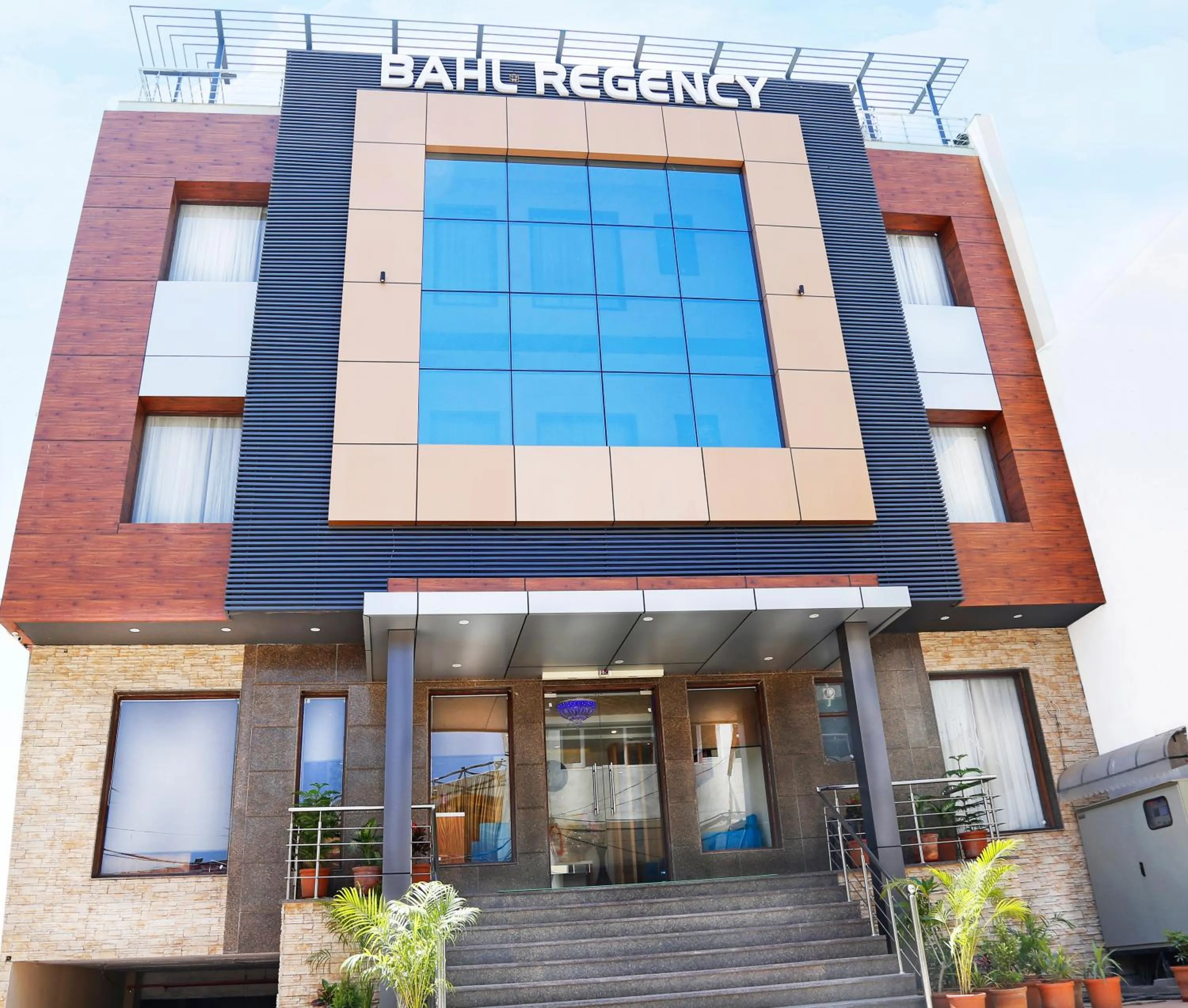 Property building in Hotel Bahl Regency