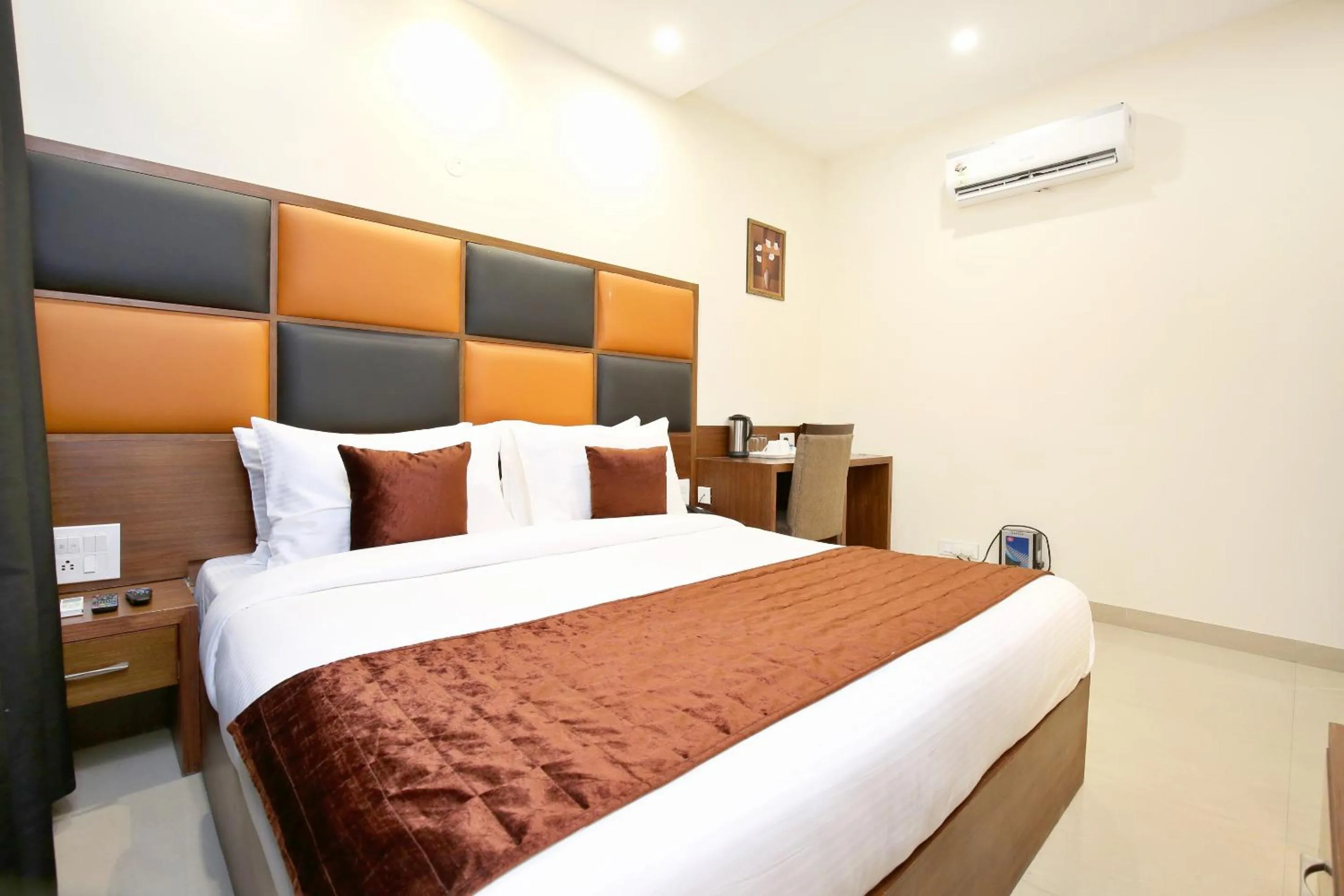 Photo of the whole room, Bed in Hotel Bahl Regency