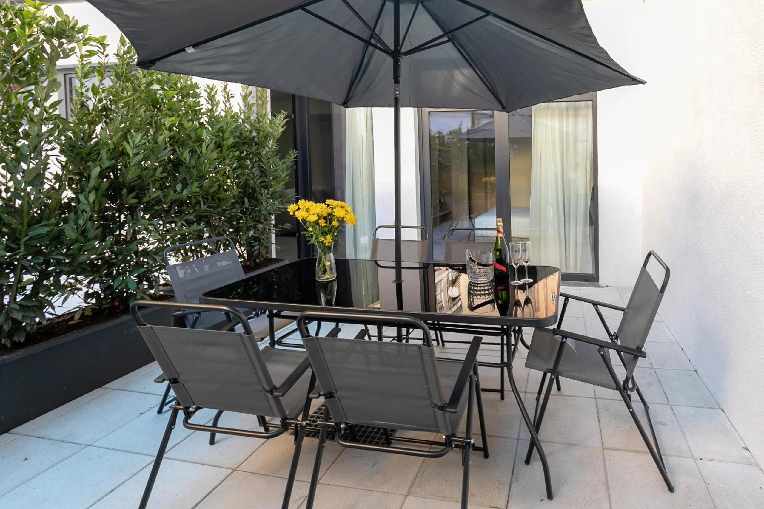 Patio in Aiello Hotels - CityLife Apartments