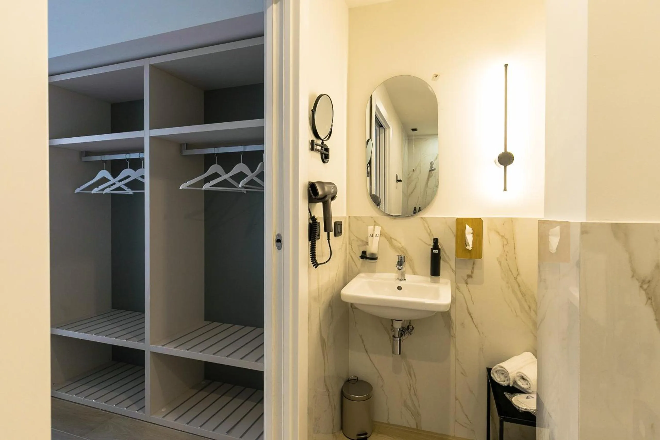 Shower in Aiello Hotels - CityLife Apartments