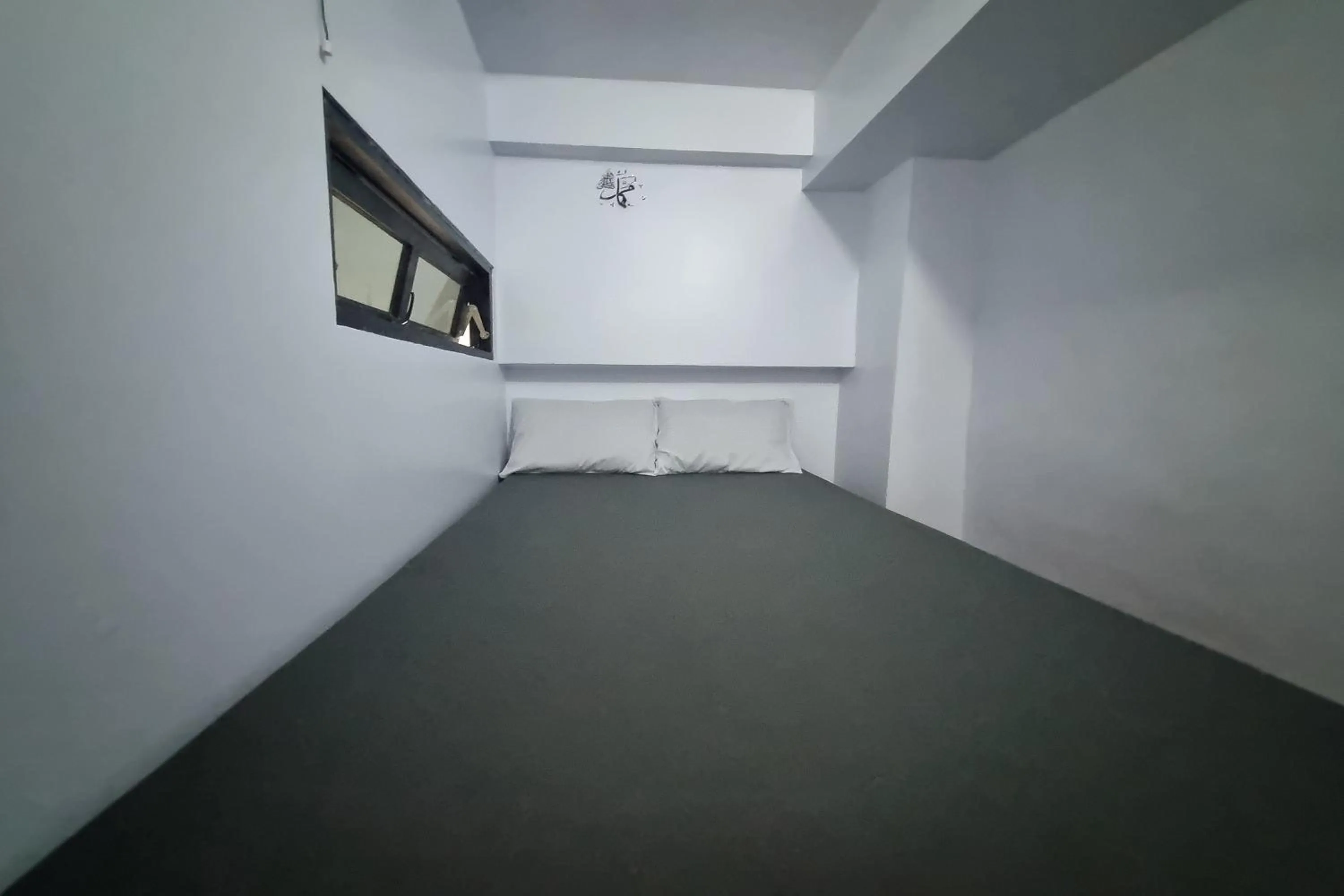 Bed in Ardafa Inn & Villa