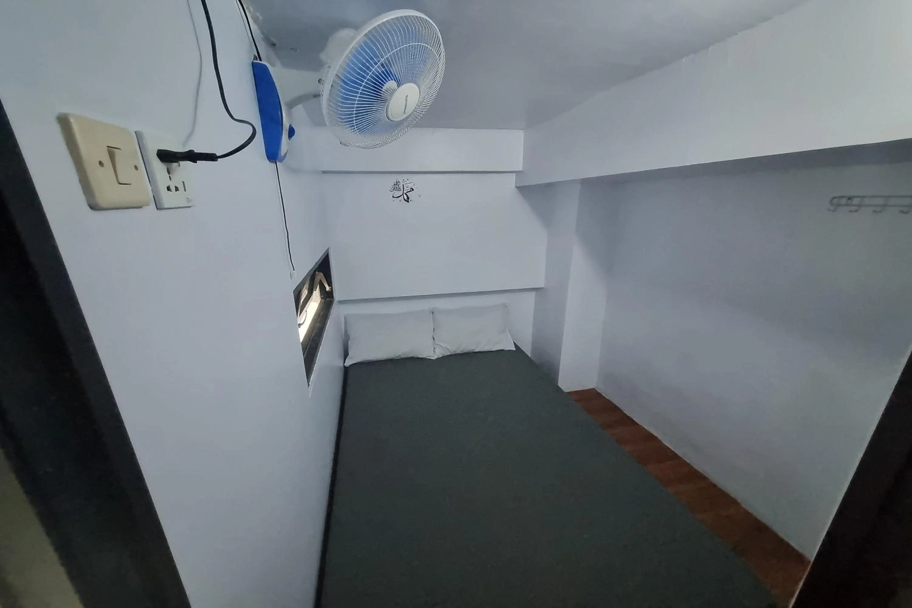 Bed in Ardafa Inn & Villa