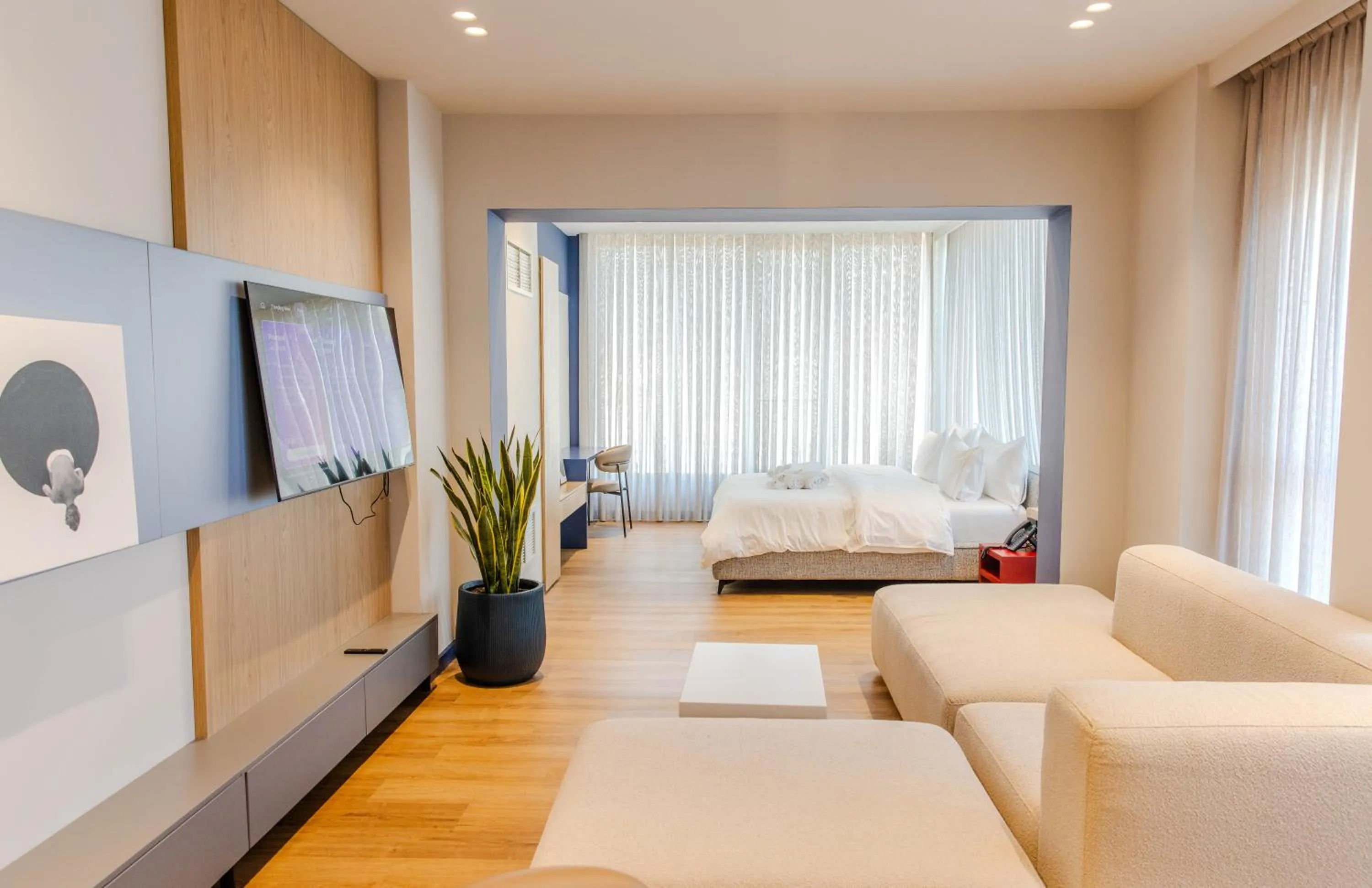 TV and multimedia, Bed in Si Hotel Tirana