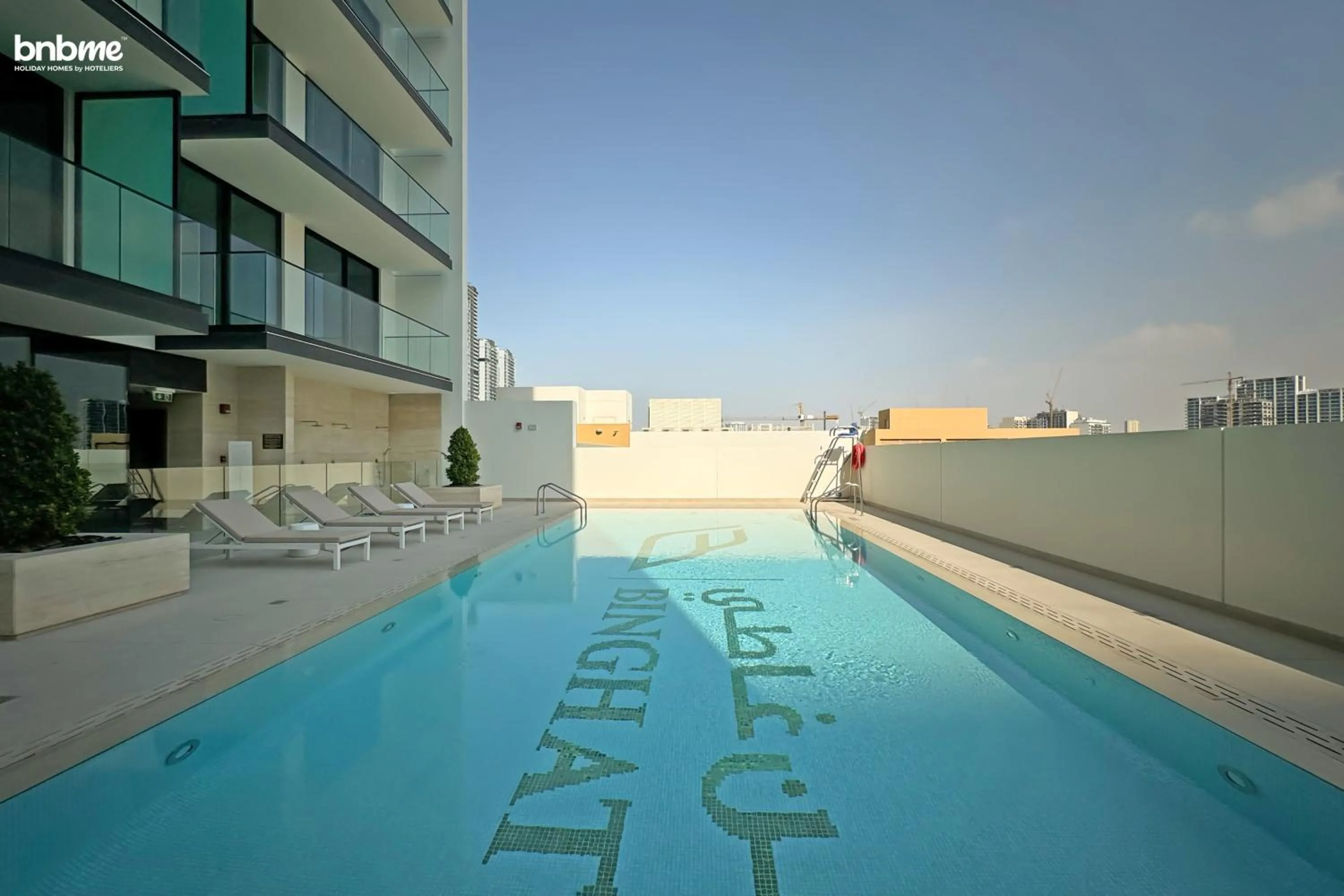 Day in bnbmehomes - Binghatti Lavender