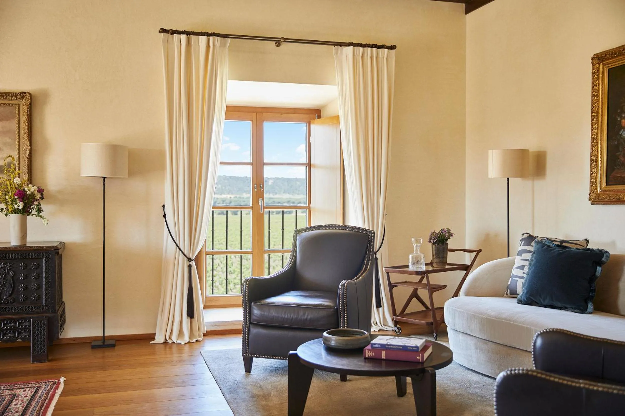 Living room in Abadia Retuerta LeDomaine