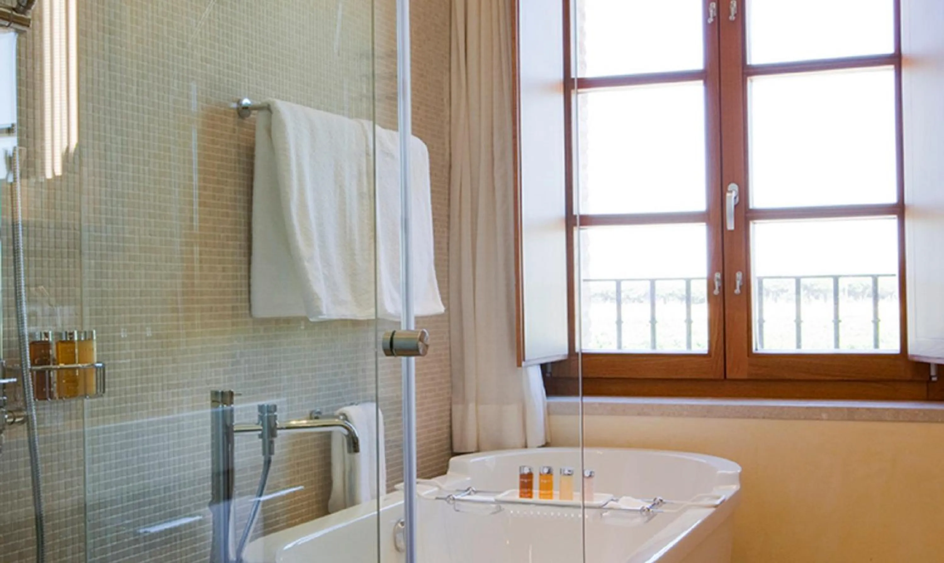 Bathroom in Abadia Retuerta LeDomaine