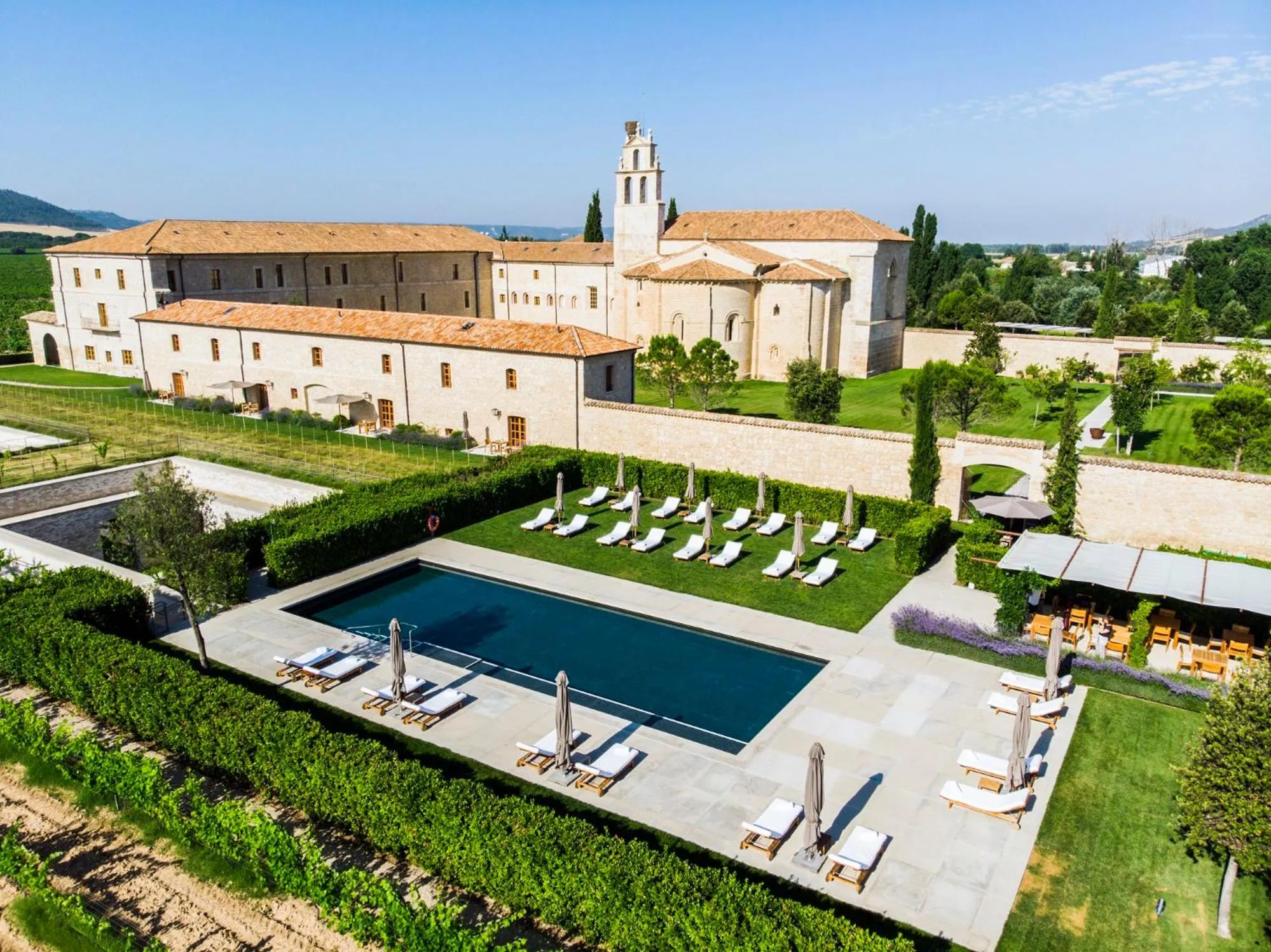 Swimming pool in Abadia Retuerta LeDomaine