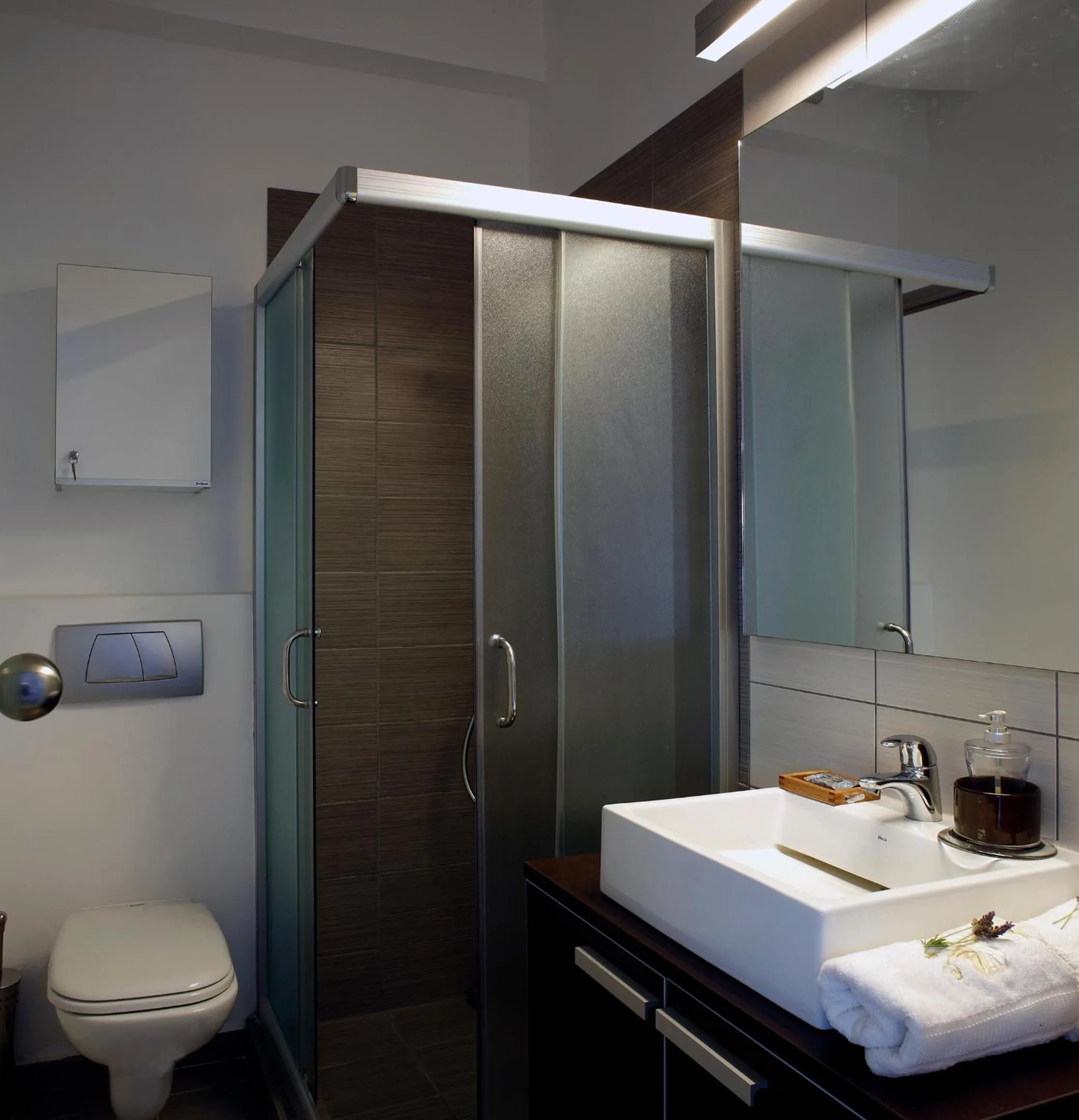 Bathroom in Seaview Maisonette Schinias