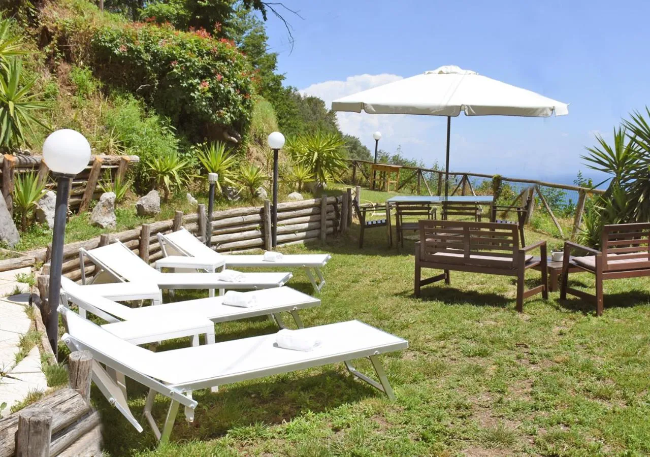 Garden in B&B Costa di Amalfi