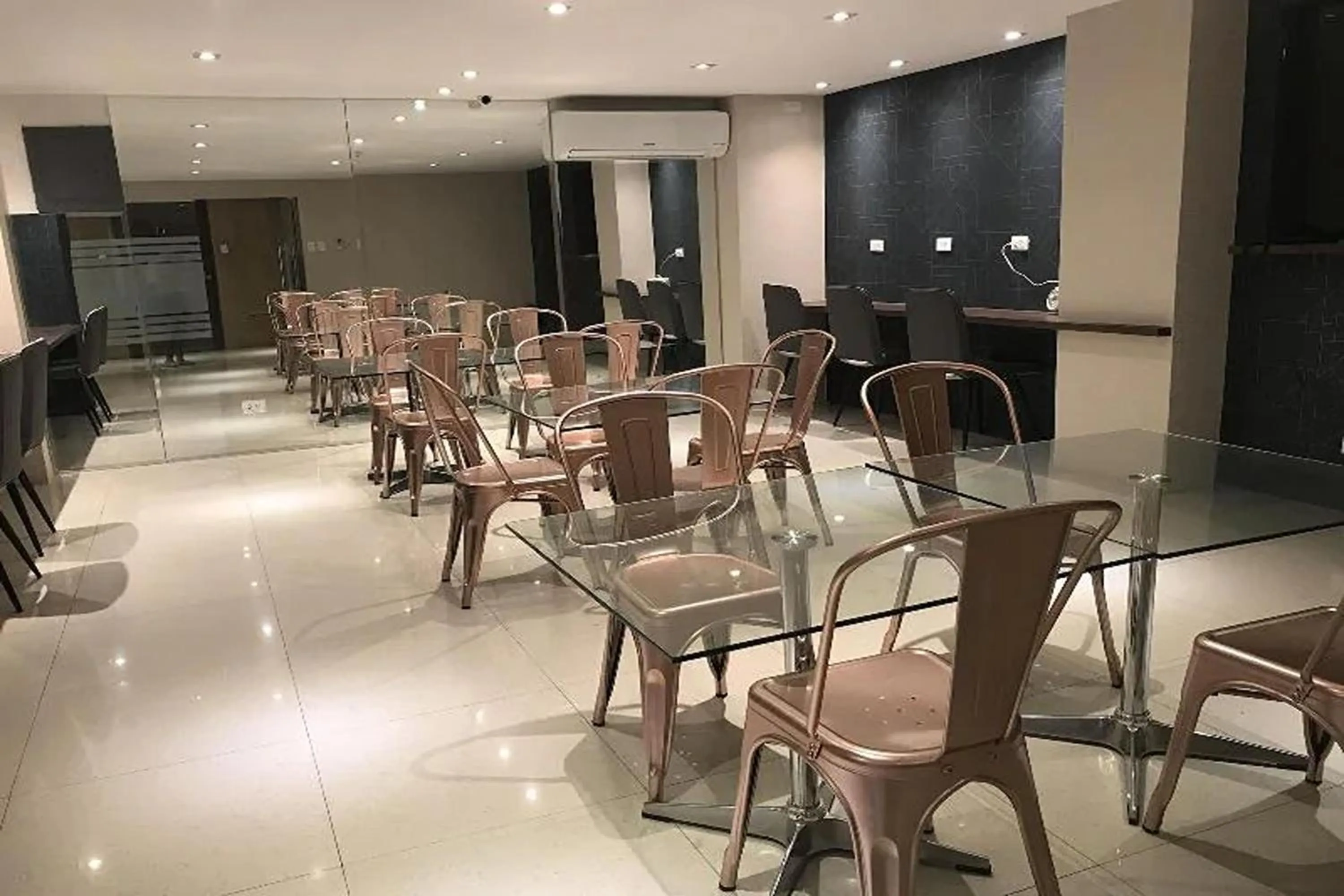 Lobby or reception in Maxx Hotel Ortigas