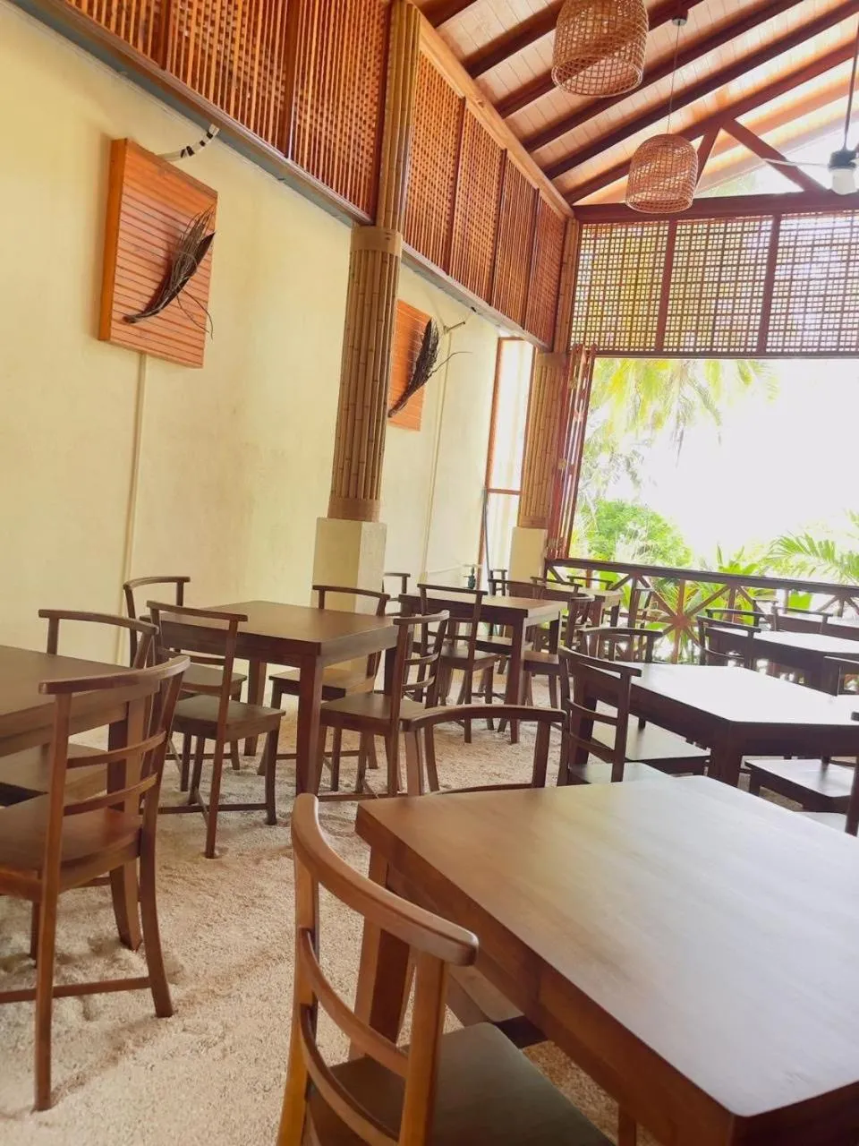 Restaurant/places to eat in Rattehi Inn at Rakeedhoo