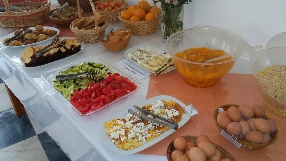 Buffet breakfast in Kalydna Island Hotel