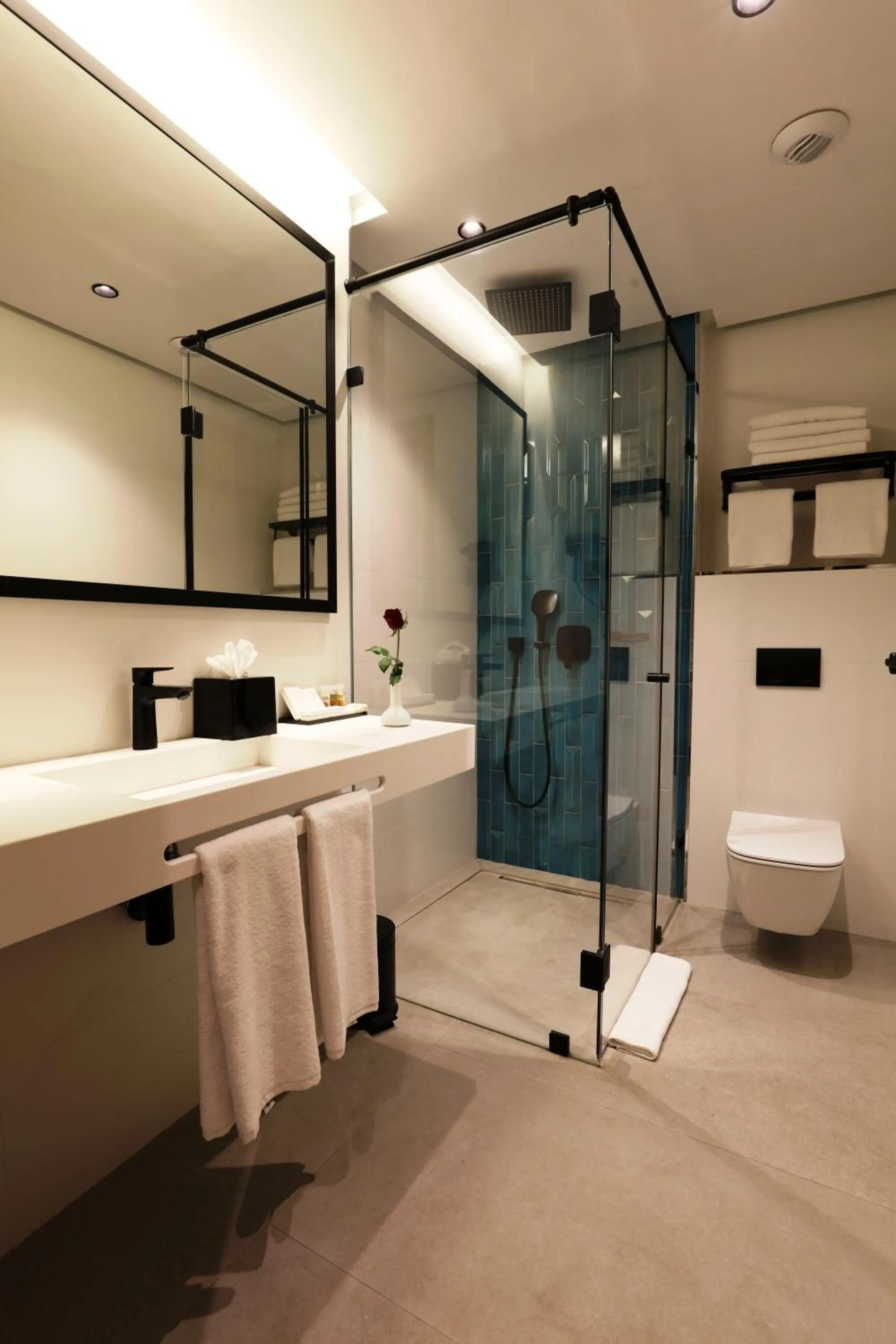 Shower in ADAY Hotel Casablanca