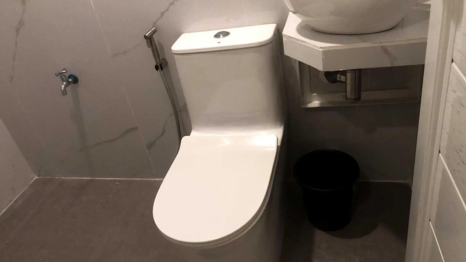 Bathroom in OYO 1128 HOTEL SANGCO