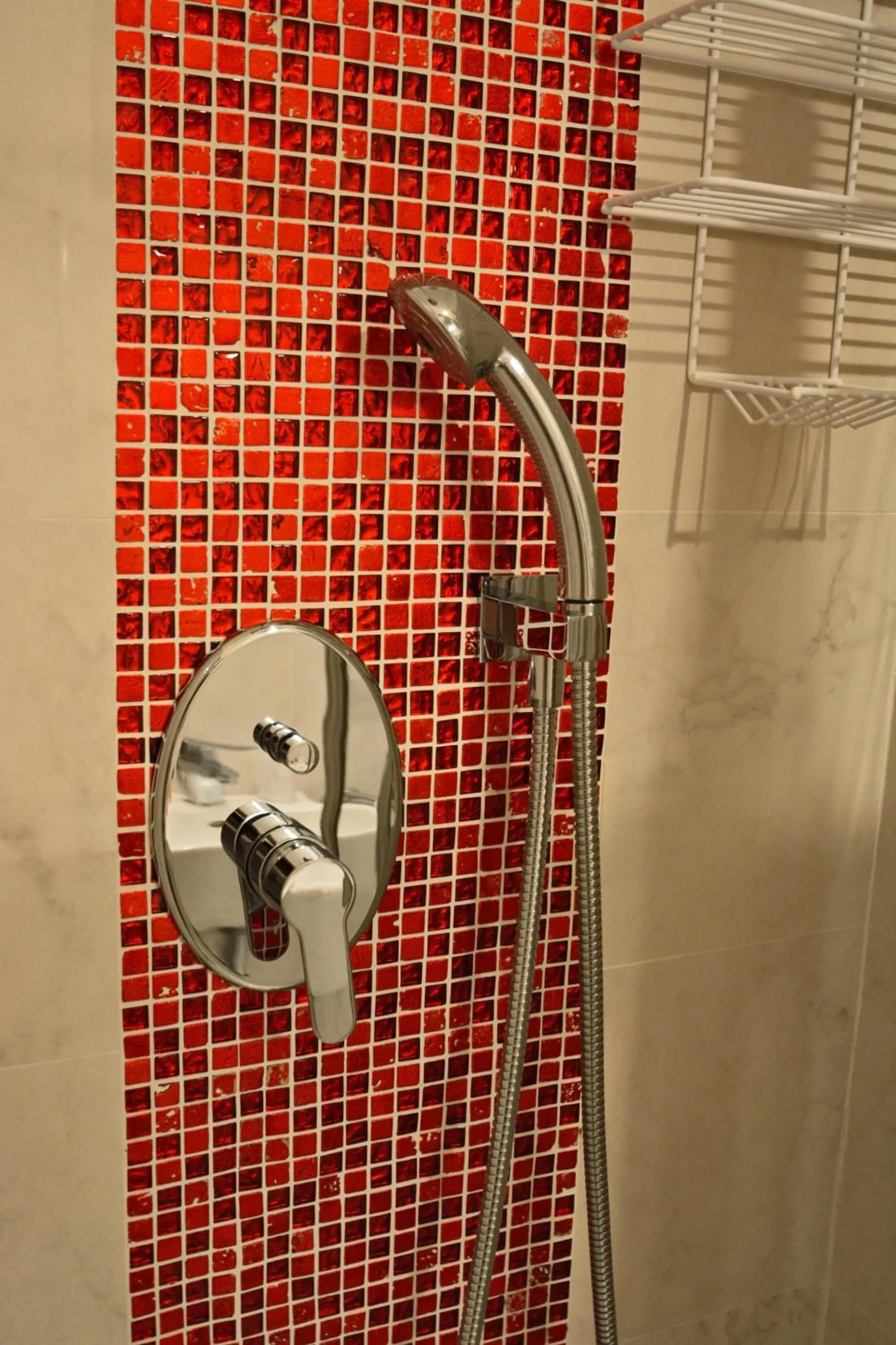 Shower in Hotel Luxor Florence