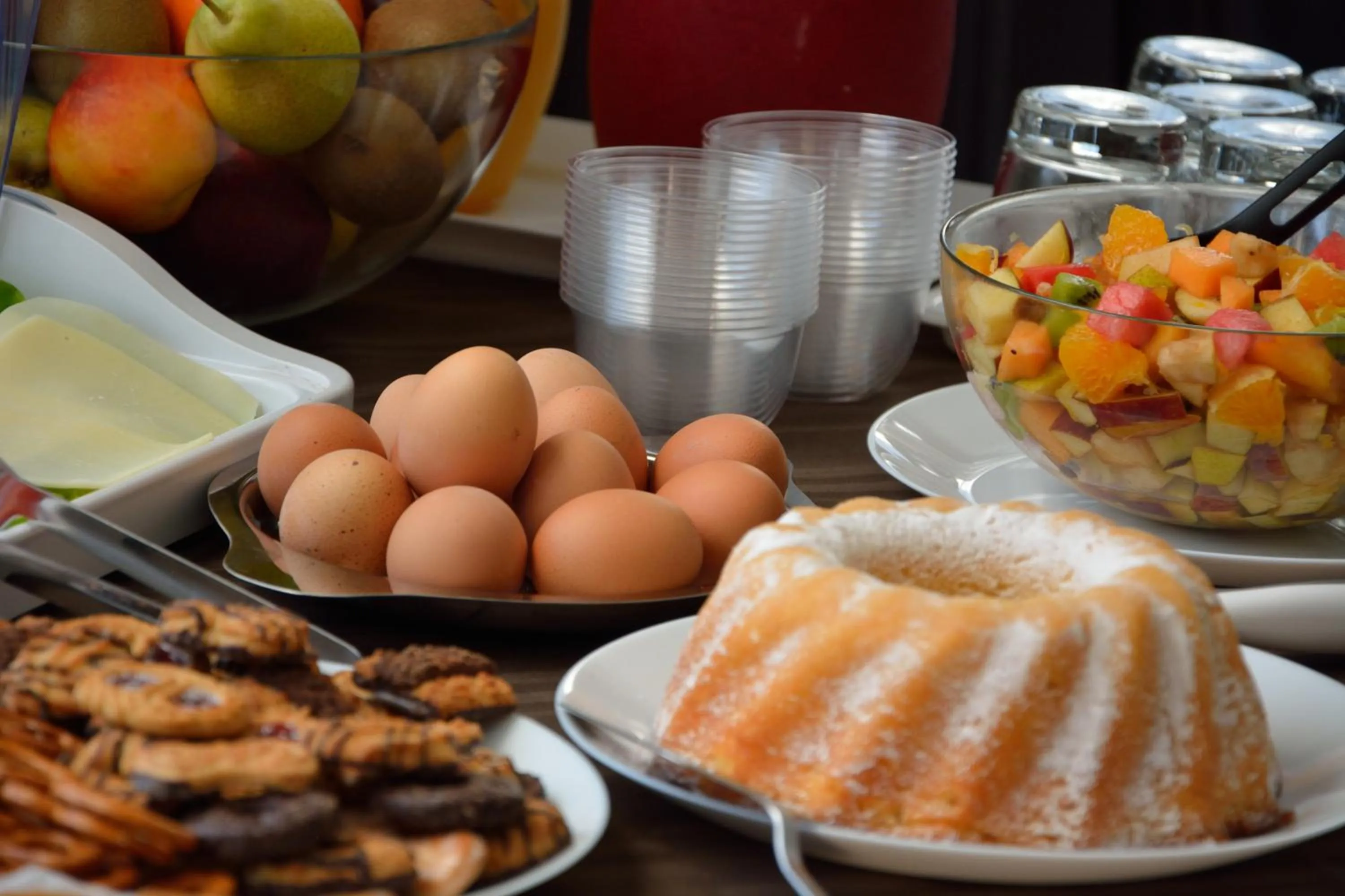 Breakfast in Hotel Luxor Florence