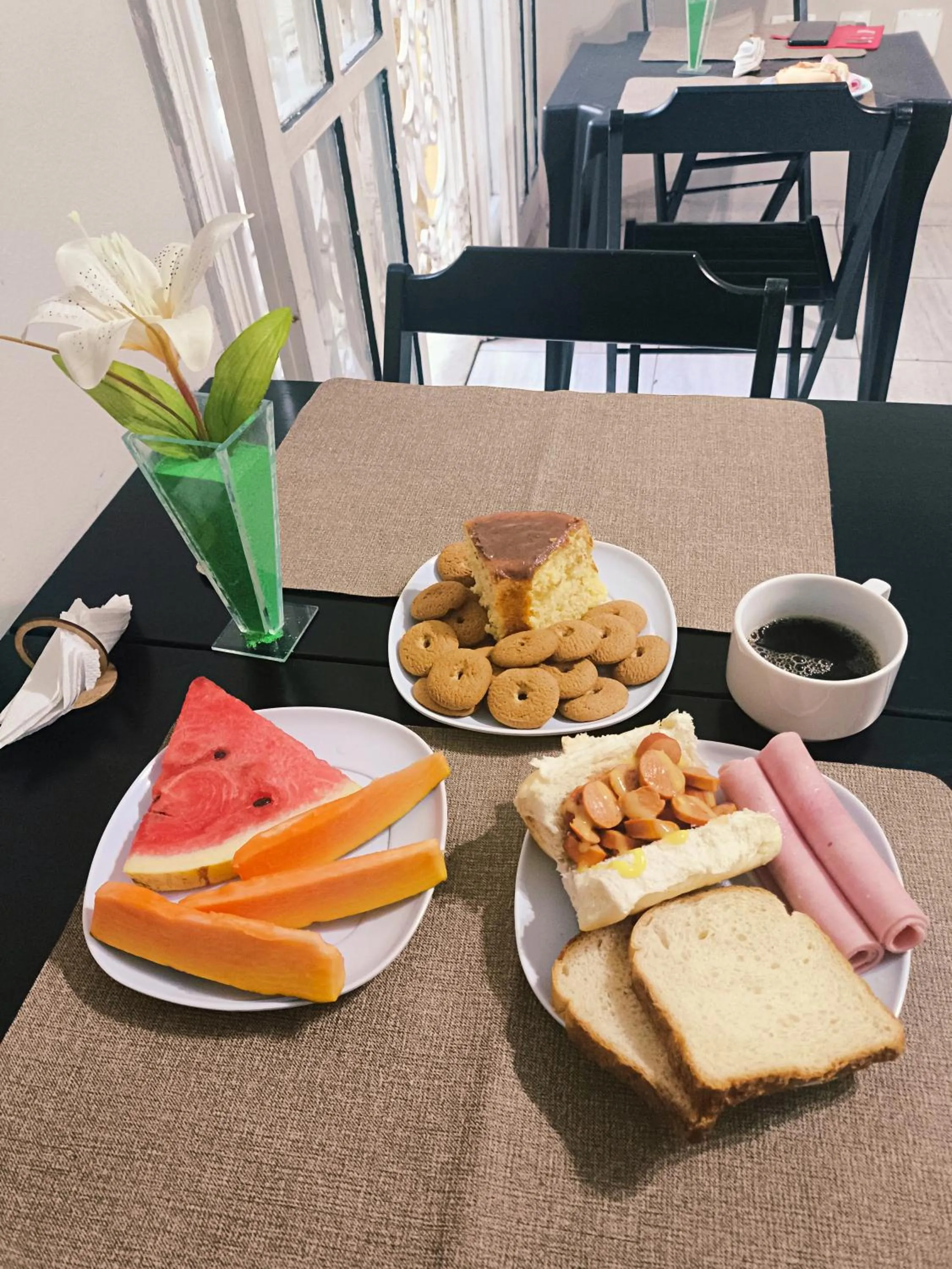 Breakfast in Solar Hostel Centro