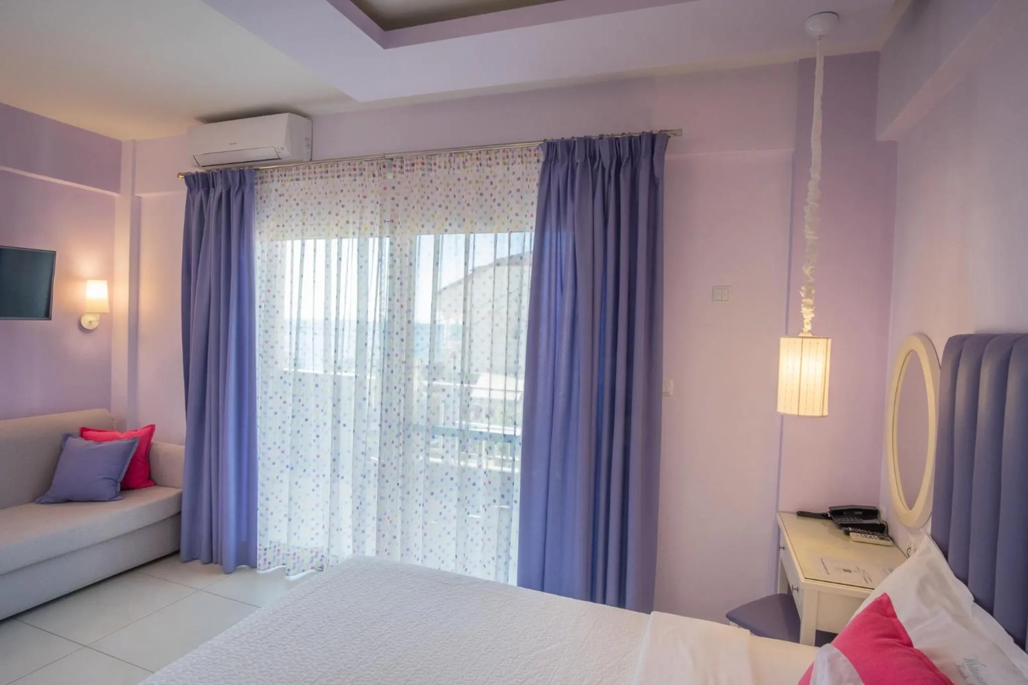 Photo of the whole room, Bed in WhiteSands Beach Resort