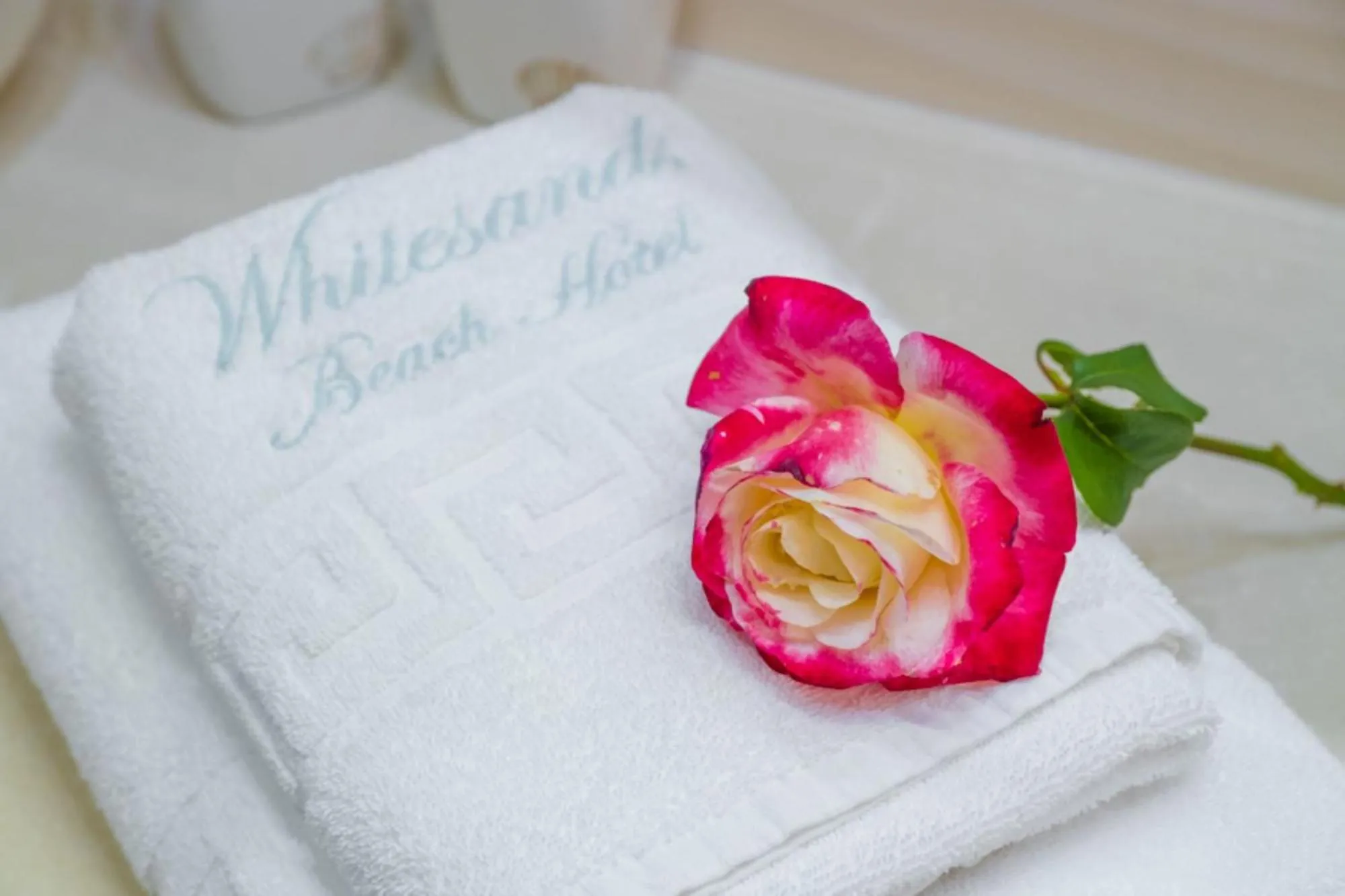 Bedroom, Bed in WhiteSands Beach Resort