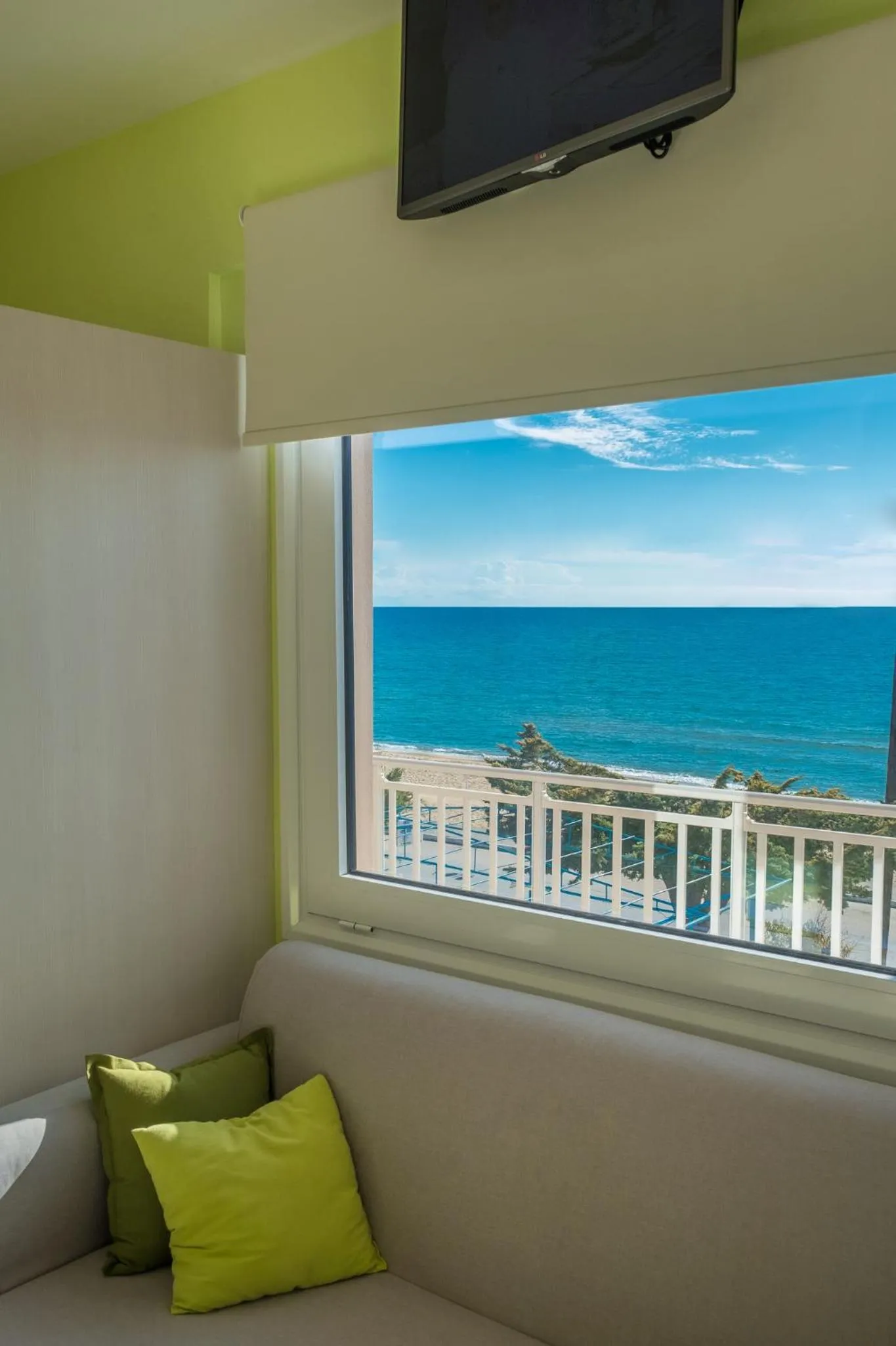 Photo of the whole room in WhiteSands Beach Resort