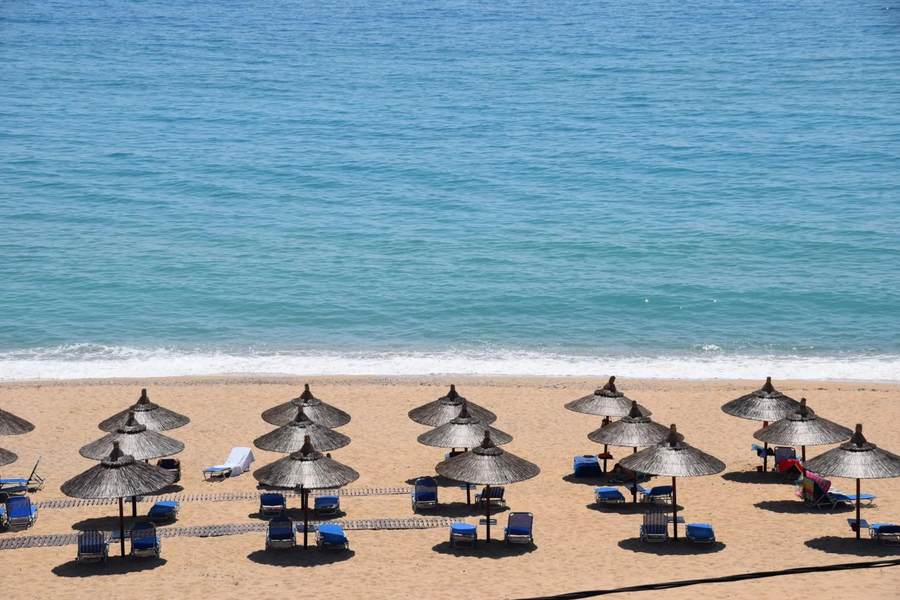 Beach in WhiteSands Beach Resort