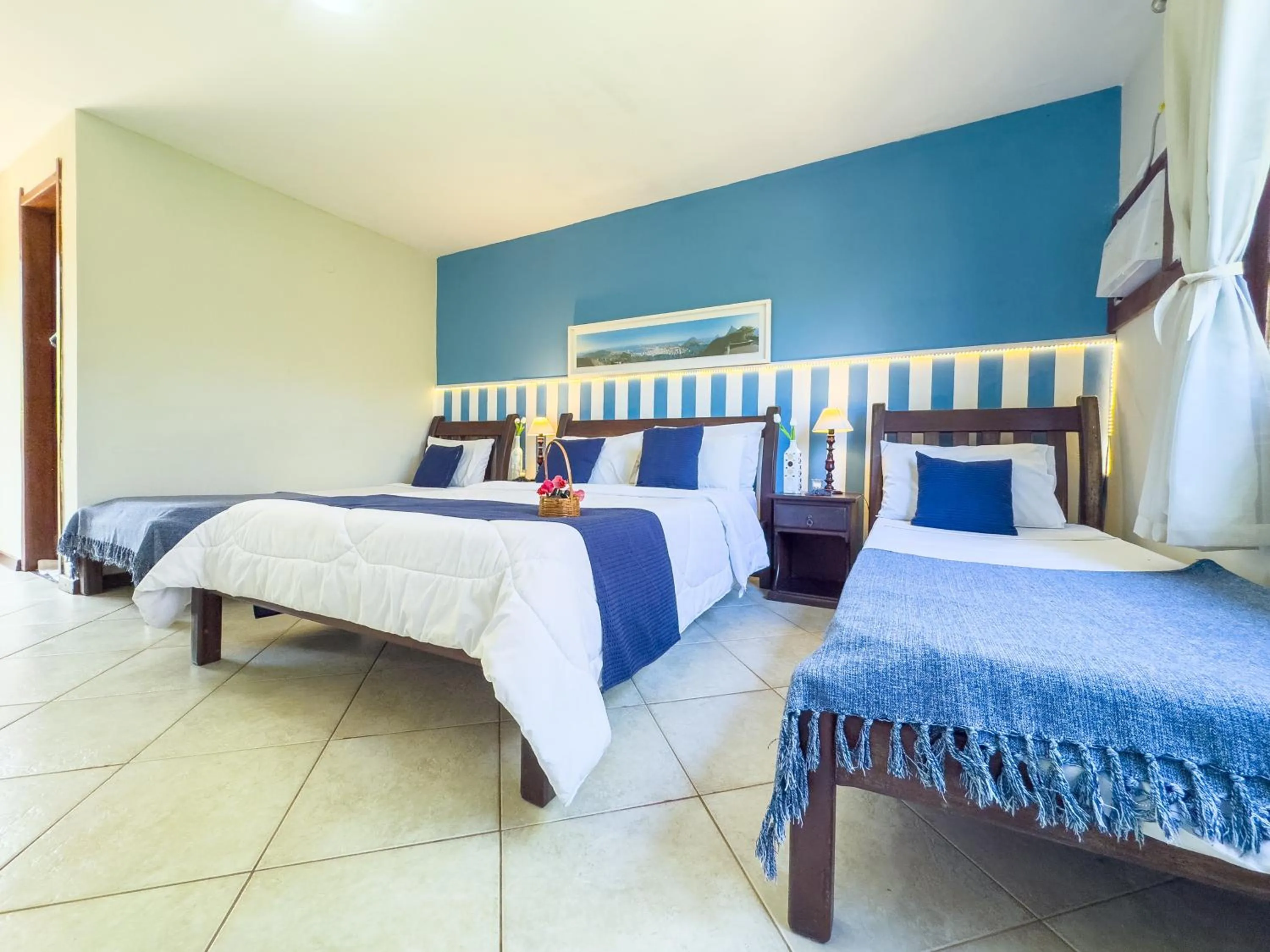 Bed in EstrelaMar Ferradura Restaurante & Spa