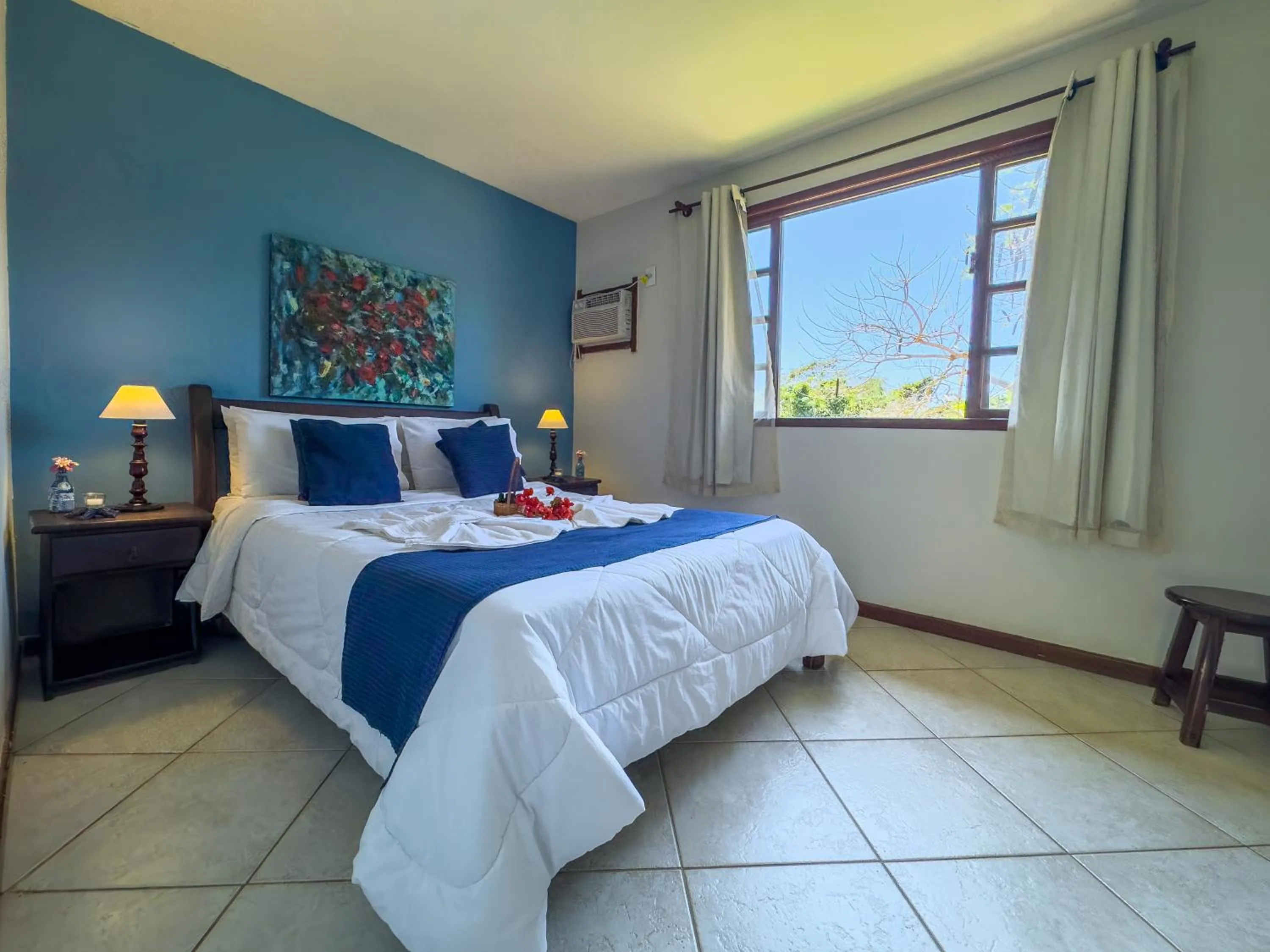 Bed in EstrelaMar Ferradura Restaurante & Spa