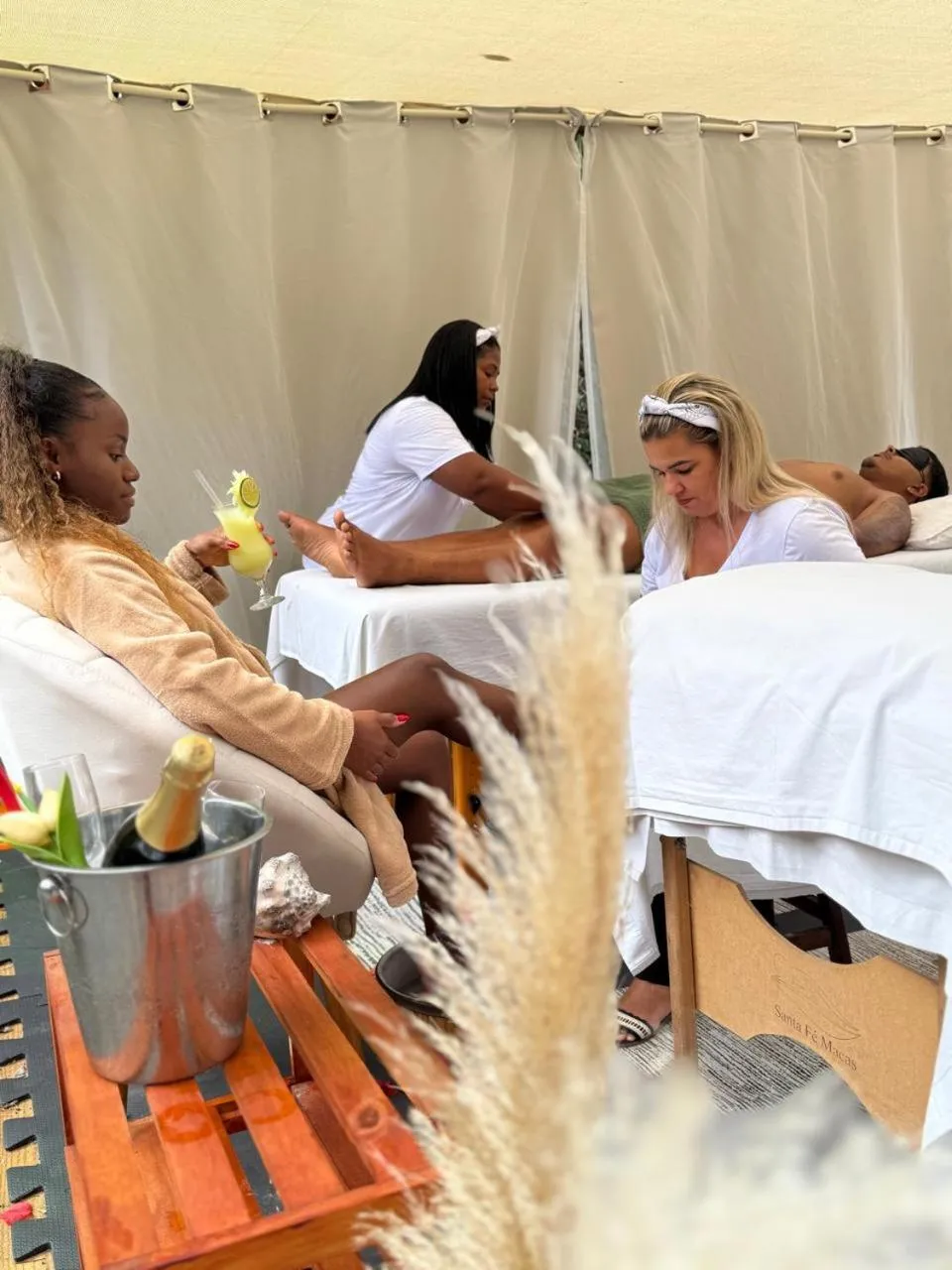 EstrelaMar Ferradura Restaurante & Spa