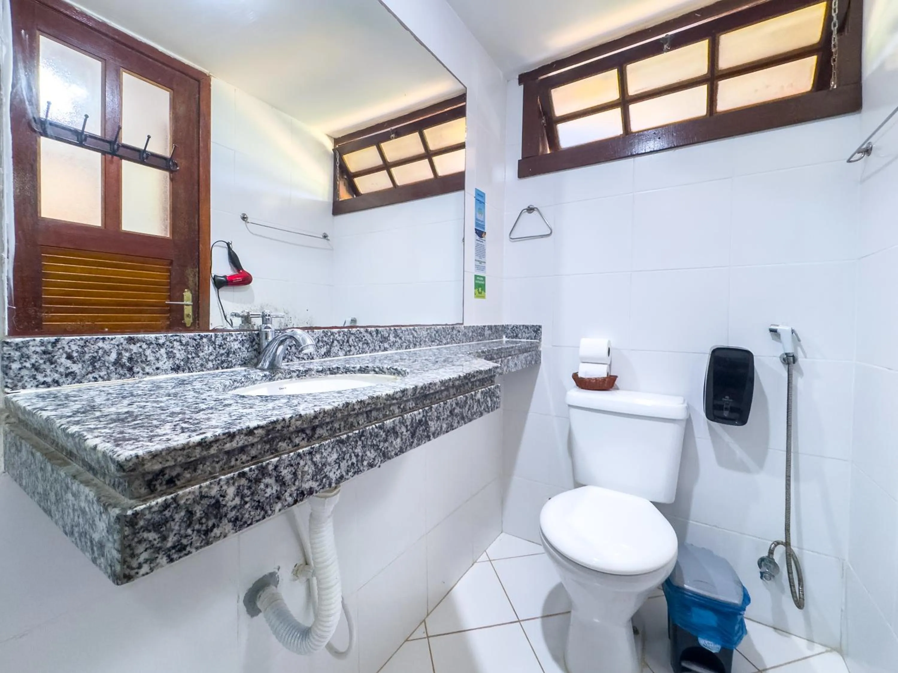 EstrelaMar Ferradura Restaurante & Spa