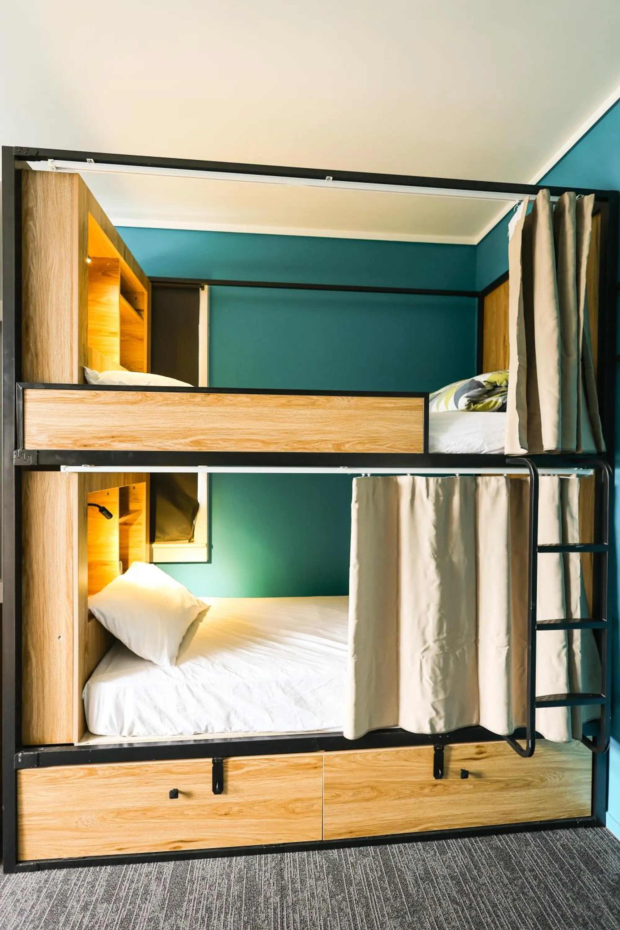 Bed in Crashpalace Napier