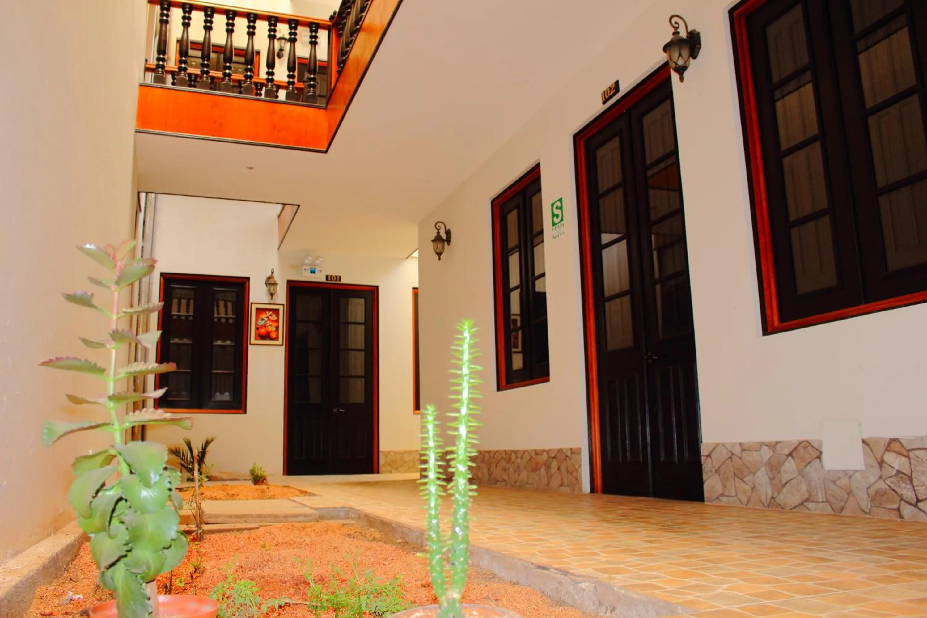 Garden view in Colonial Plaza Hotel