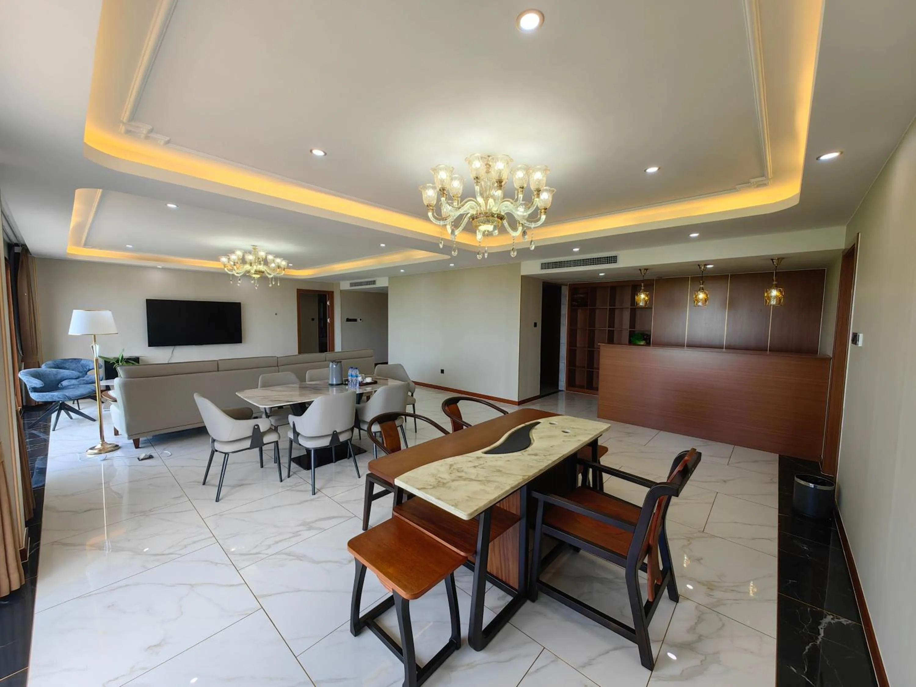 Living room in Royal International Hotel & Mall