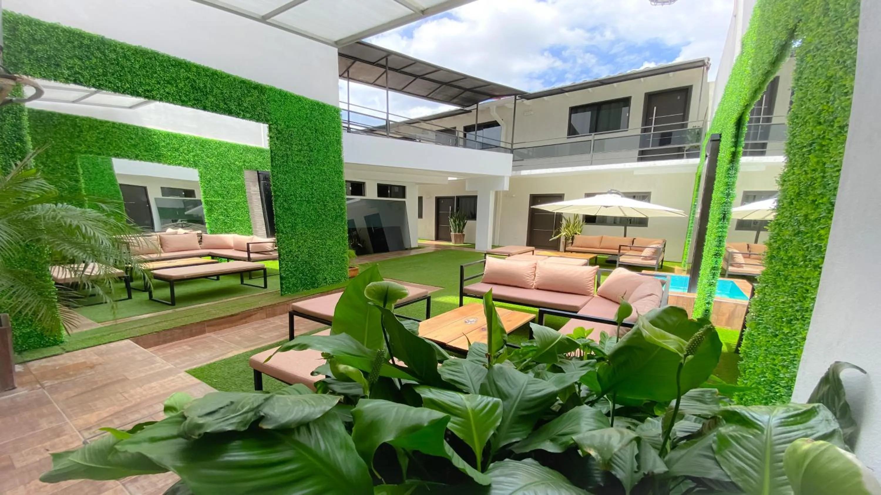 Patio in Danieri Asunción Hotel