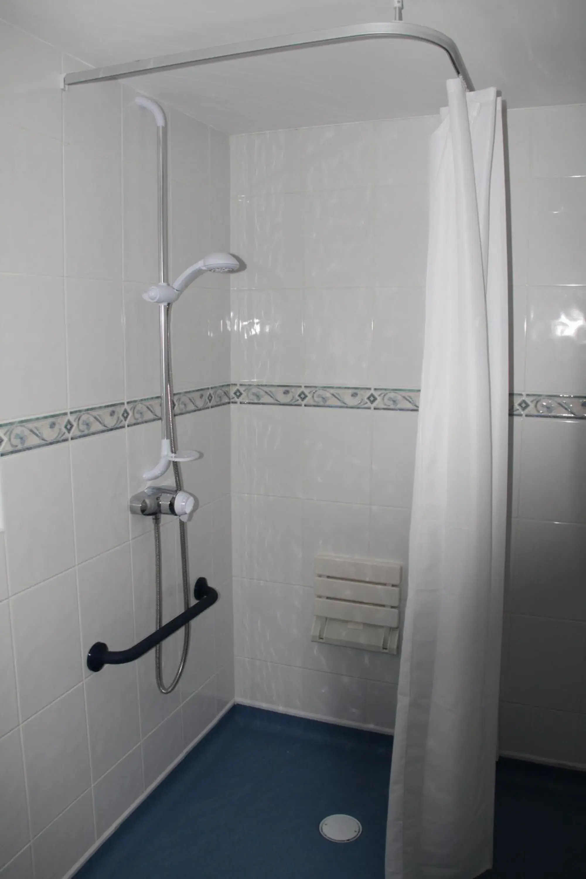 Superior Double or Twin Room - Disability Access in The Red Lion Inn Partney Superior Double or Twin Room - Disability Access in The Red Lion Inn Partney