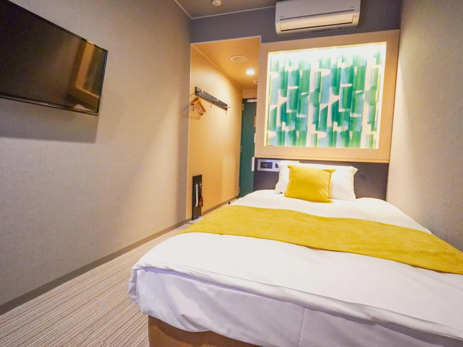 TV and multimedia, Bed in The GALA Hotel Umeda