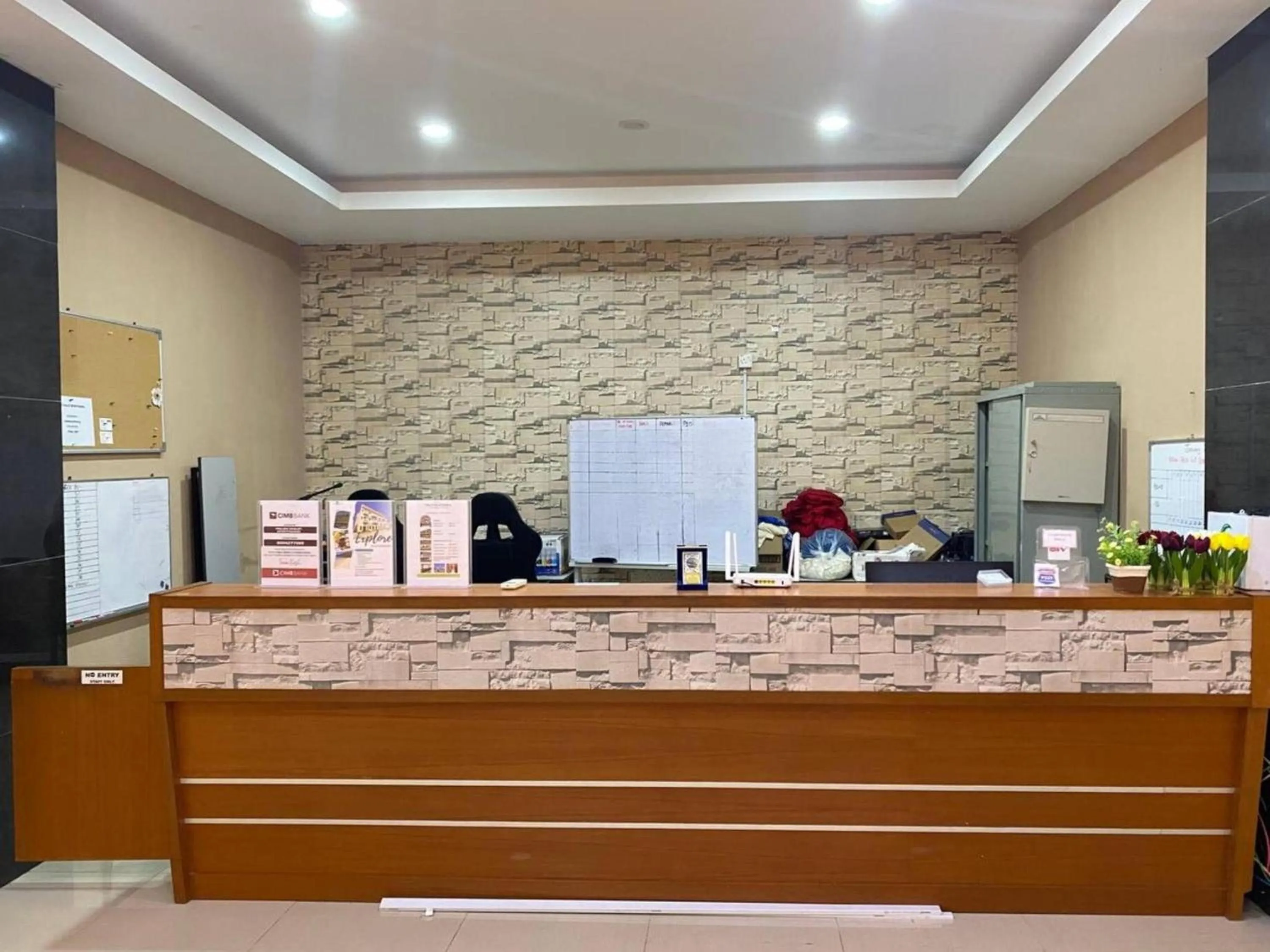 Lobby or reception in Capital O 91094 Hotel & Chalet Sportfishing