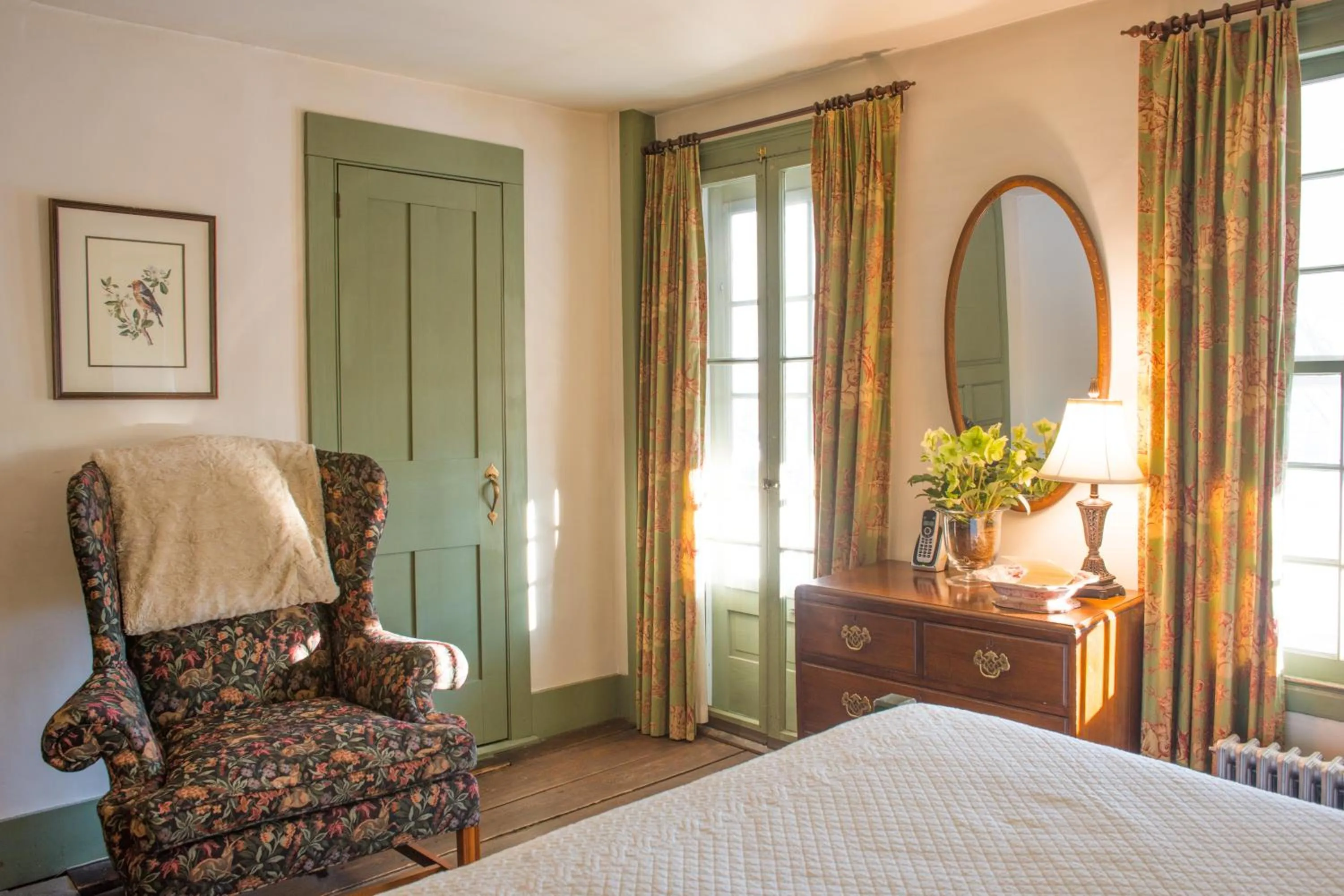 Day, Bed in The Old Inn On The Green