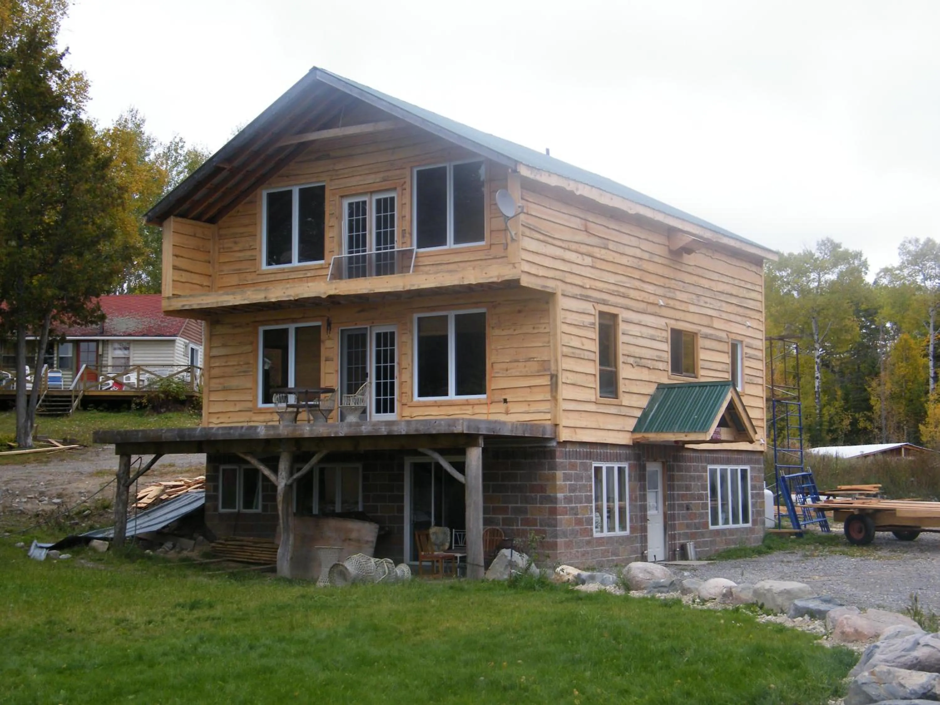 Mowat Landing Cottages