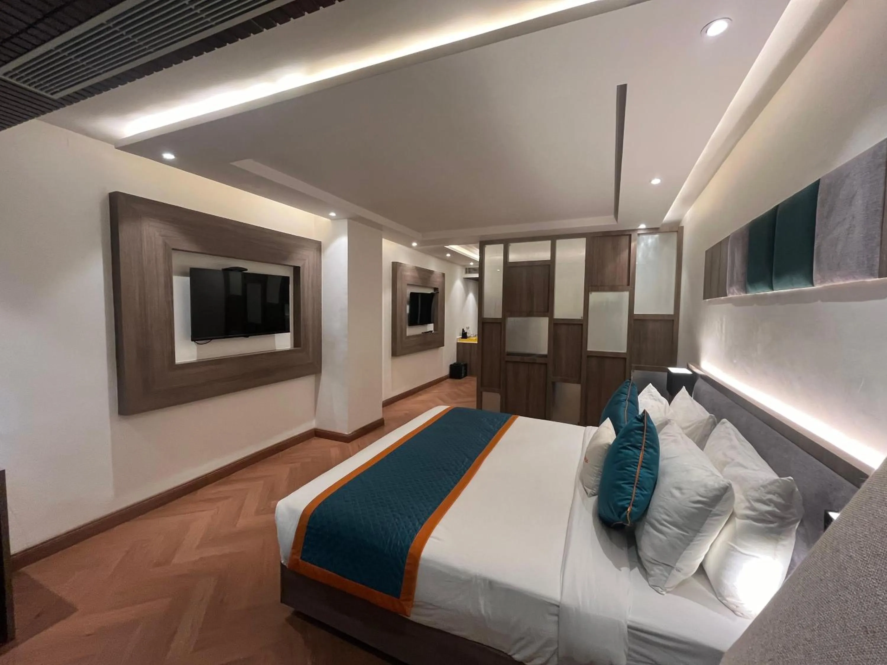 Bed in Zone Connect by The Park Prayagraj