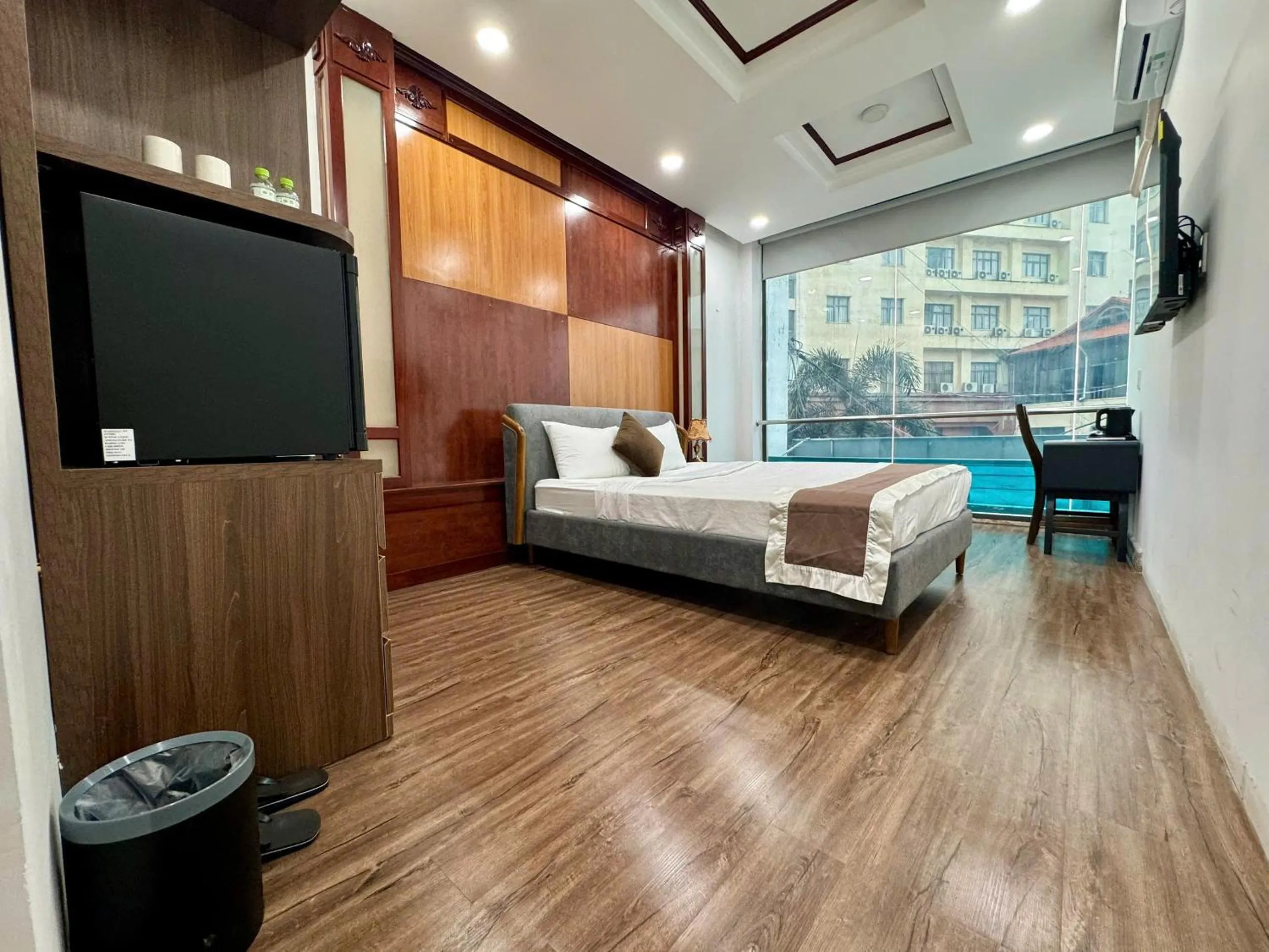 Photo of the whole room, Bed in Bros Citihouse Hotel