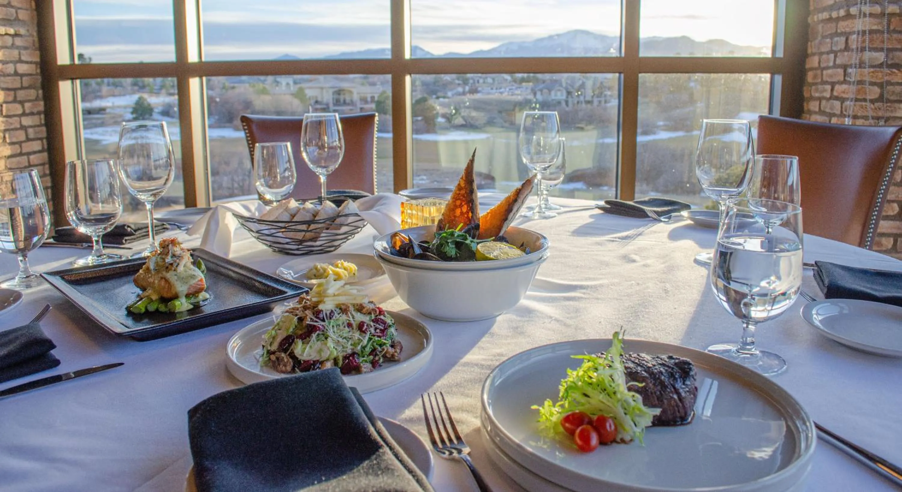 Restaurant/places to eat in Flying Horse Resort & Club