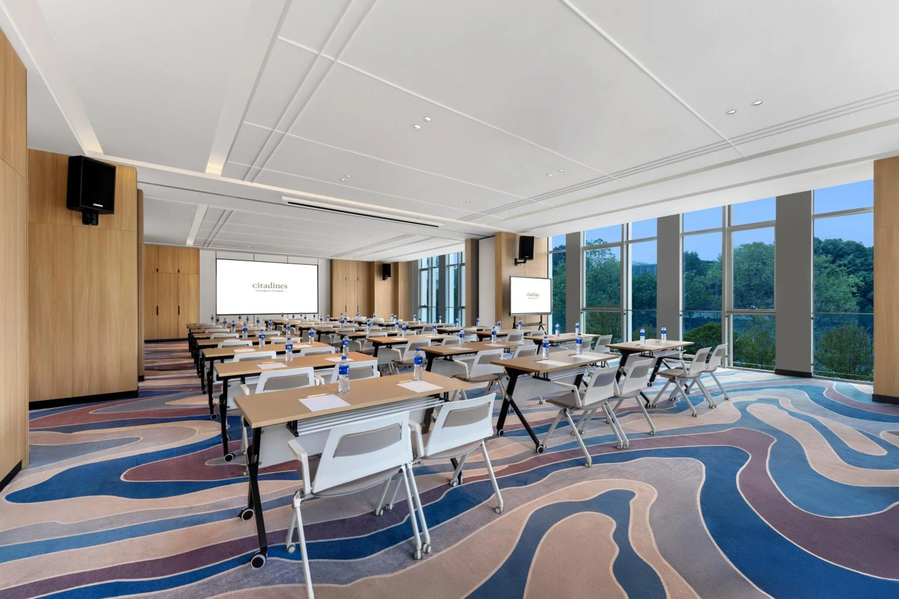 Meeting/conference room in Citadines Guanghua Chengdu