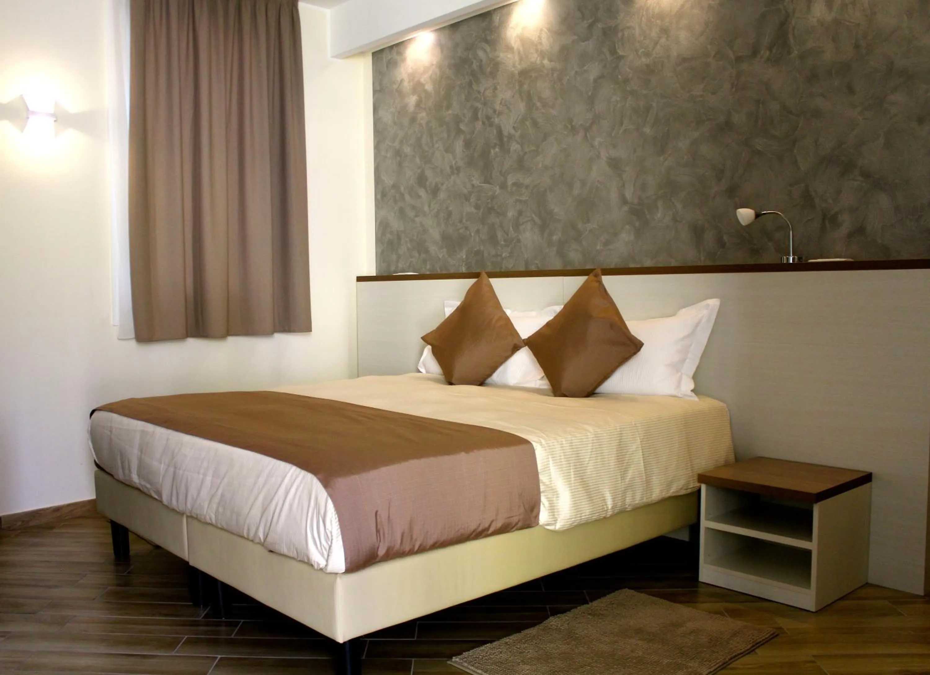 Photo of the whole room, Bed in BHL Boutique Rooms Legnano