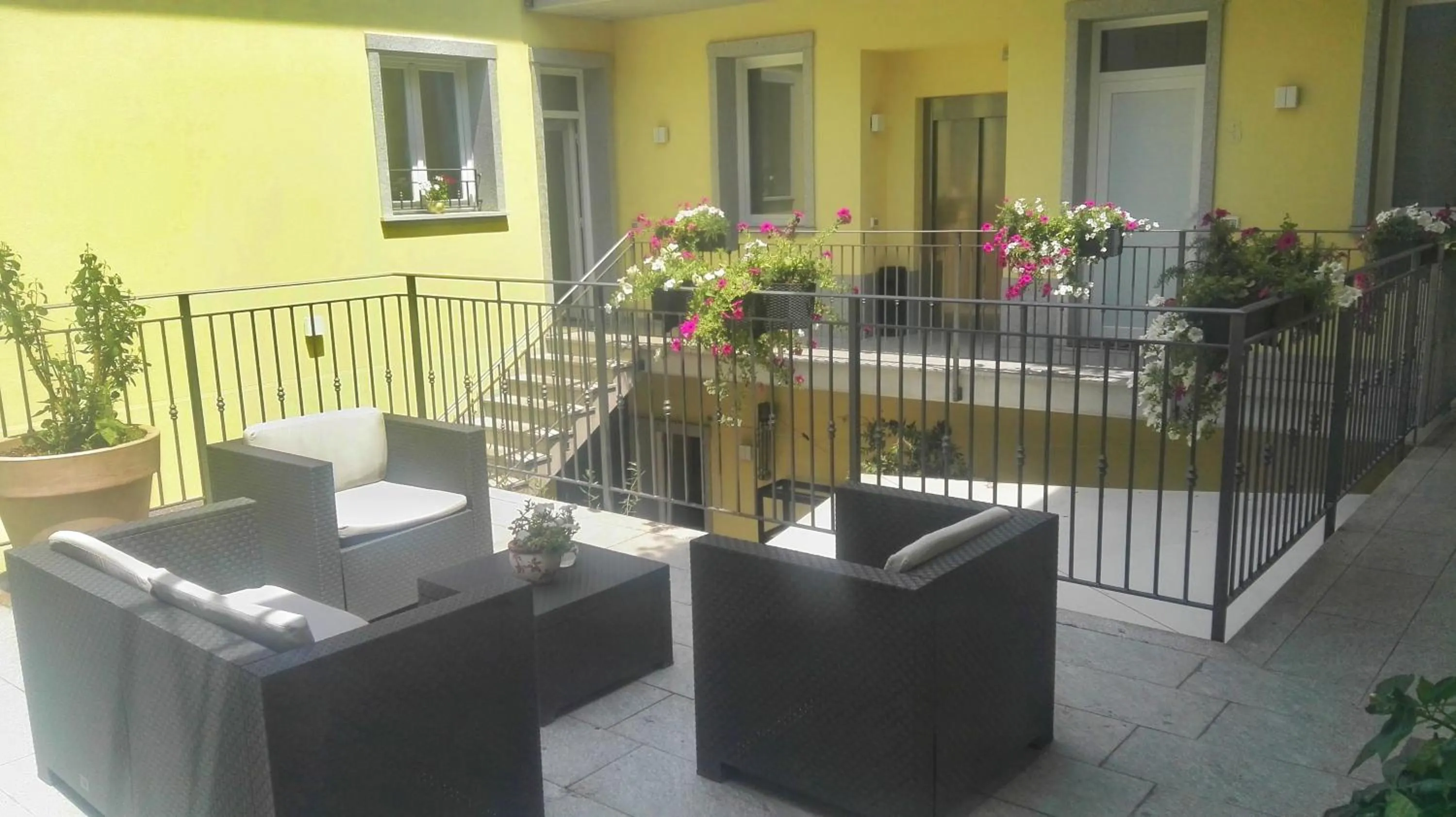 Balcony/Terrace in BHL Boutique Rooms Legnano